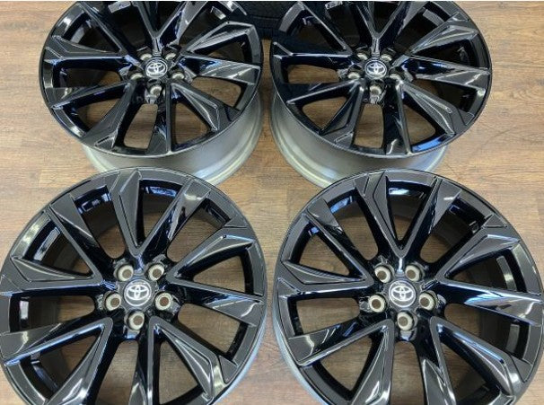 1 ν§ 美品!再塗装 仕上げ済み!! トヨタ カローラスポーツ GZ 純正 18