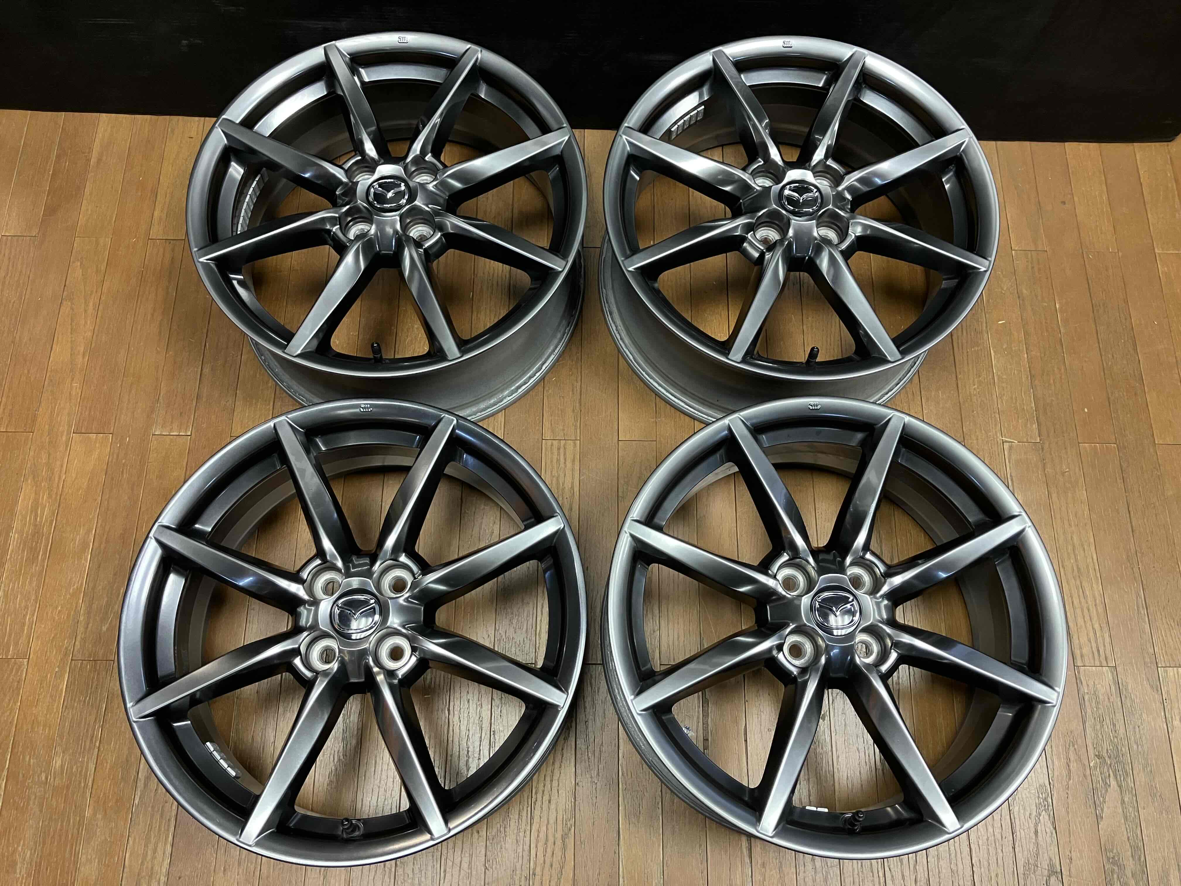 ◇仕上げ済み◇MAZDA マツダ ND ロードスター 純正 17インチ 7J+45