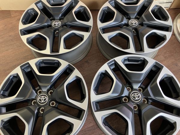 1 ν§ 状態良好!! トヨタ RAV4 アドベンチャー 純正 19インチ 7.5J+40