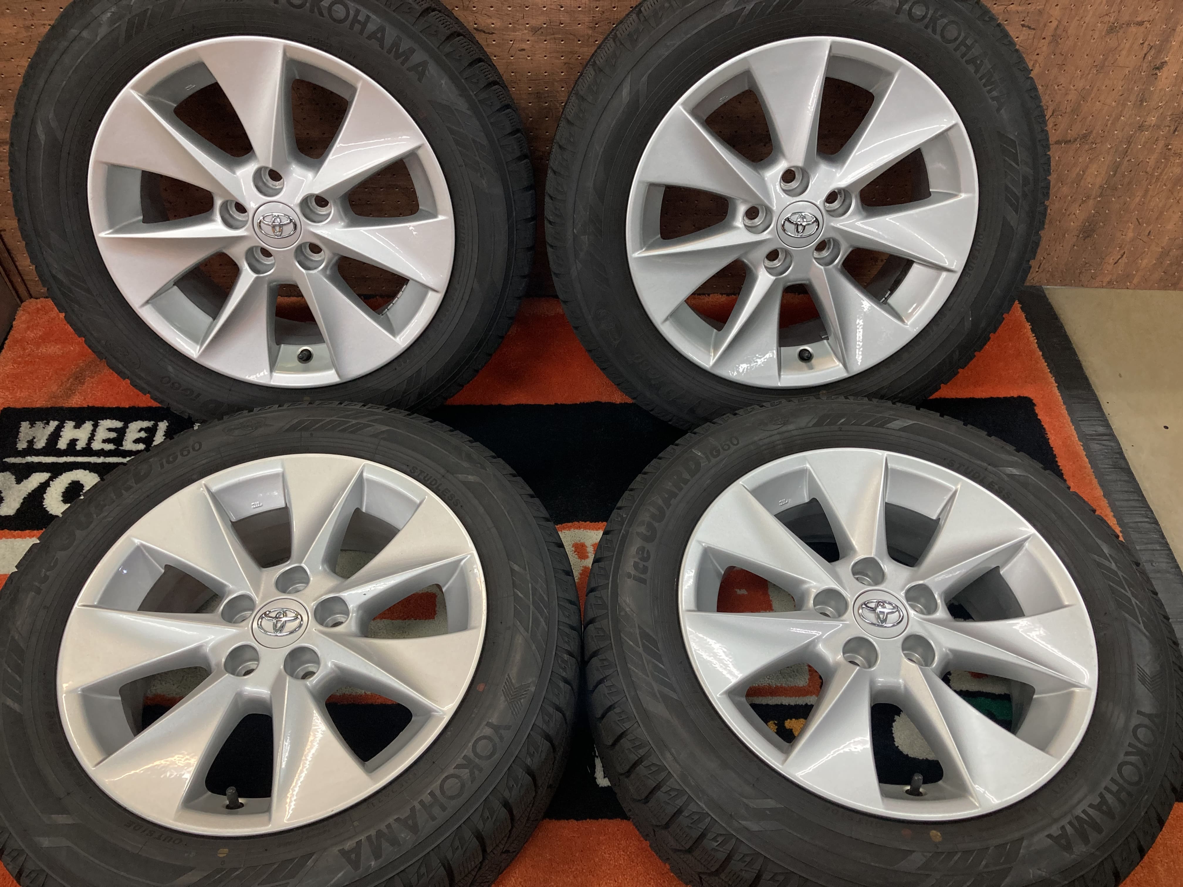 ALPHARD 20アルファード純正アルミ +33 215/60R17バリ山スタッドレスウィンター101 IG30 VELLFIRE 30ヴェルファイア C-HRエスティマ