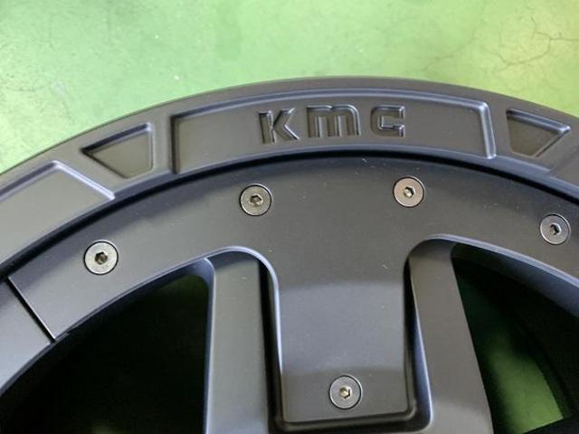 2 ν§ 新品！4WD仕様！Kmc XDシリーズ XD827 ROCKSTAR III ロック