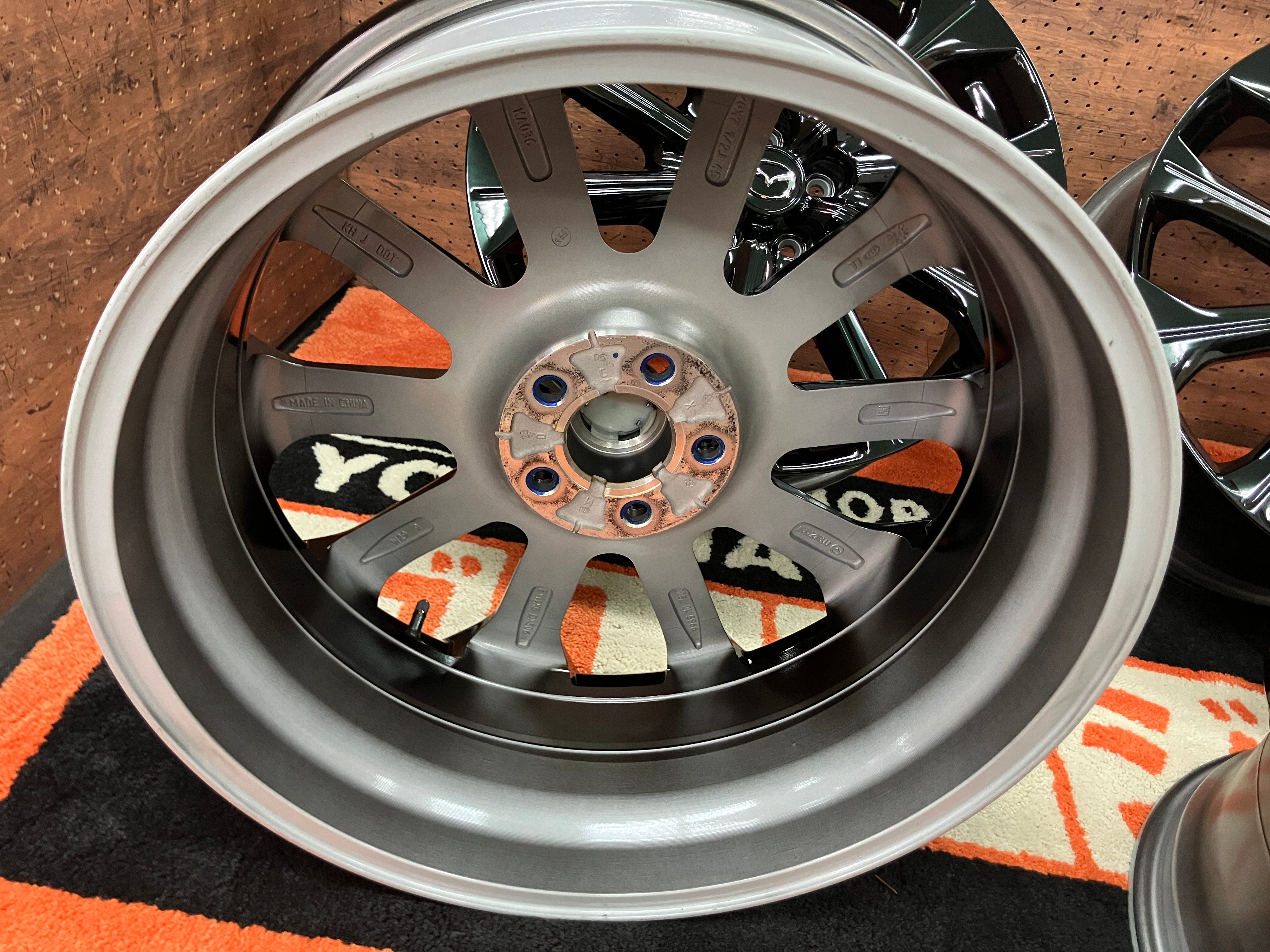 20インチホイール　これ以上のお値下げはできません。 ホイール4本セット LC OFF-ROAD アルミホイール 20インチ 20x12J 6H