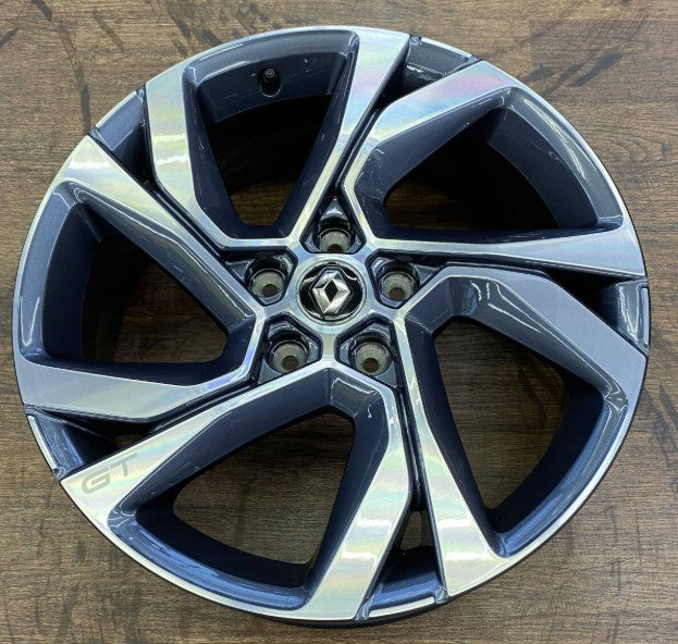 1 ν§ 希少！美品！ホイールのみ4本!!ルノー メガーヌGT 純正18インチ