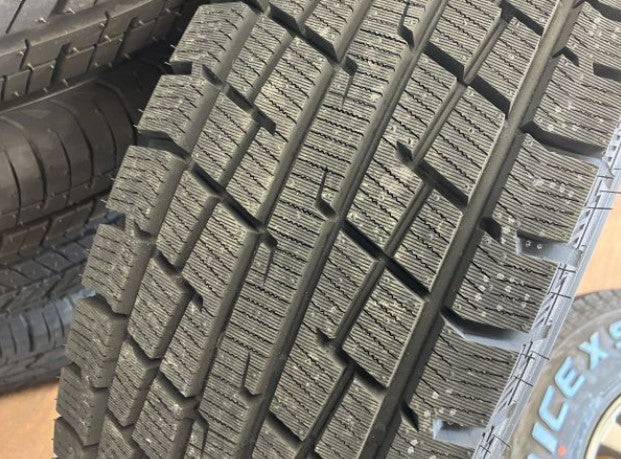 1 ν§ 冬用SET スズキ ジムニー シエラ 純正 15インチ 5.5J+5 139.7/5H