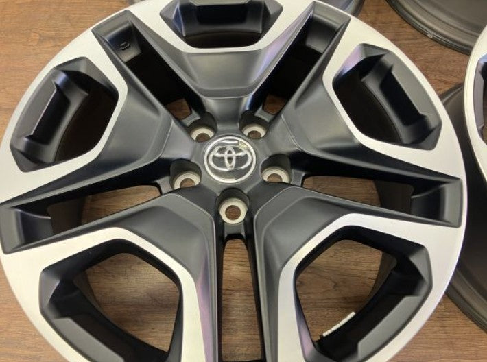 1 ν§ 状態良好!! トヨタ RAV4 アドベンチャー 純正 19インチ 7.5J+40