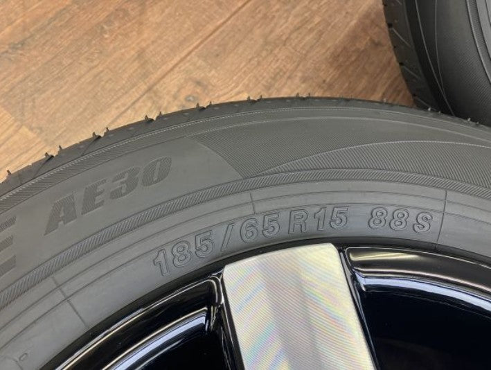 1 ν§ 新車外し!! ホンダ フリード GT AIR EX 純正 15インチ 6J+50