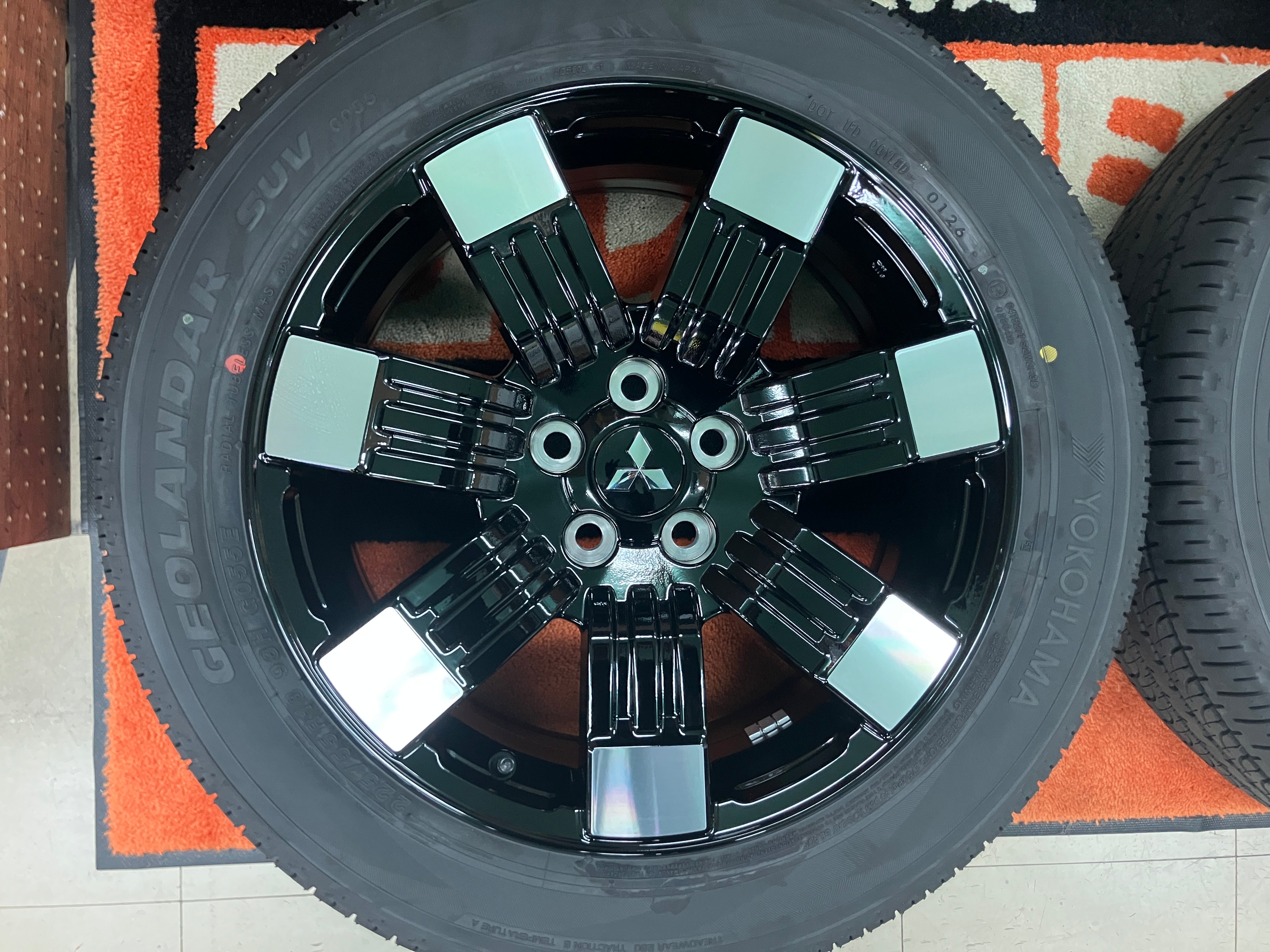 デリカD5 26年新型　純正ホイール　タイヤセット　新車外し ◇夏用Set◇ 安心画像多数! 新車外し!【26年製】三菱純正 デリカD:5 D5