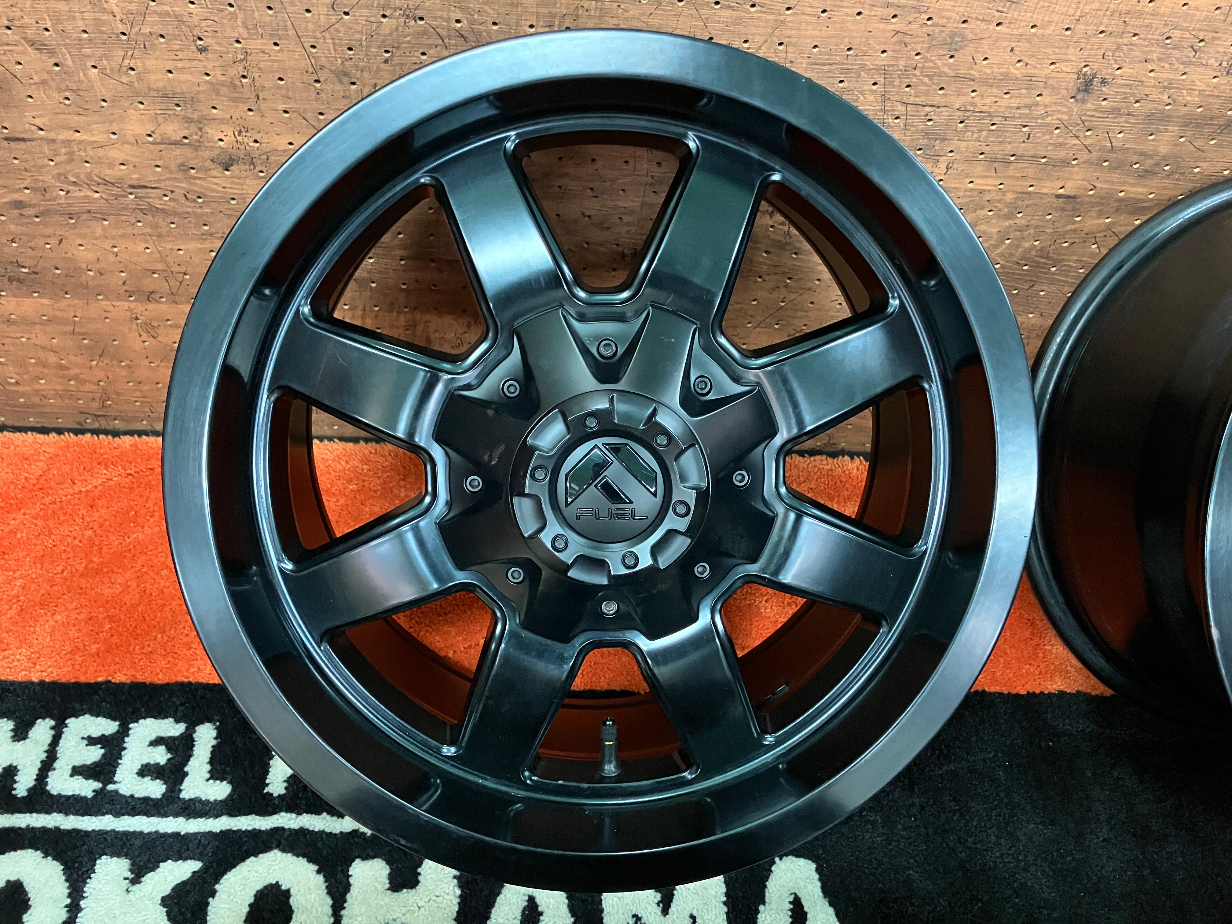 マルカサービス ホイール4本セット MID WHEELS SQ27 17インチ