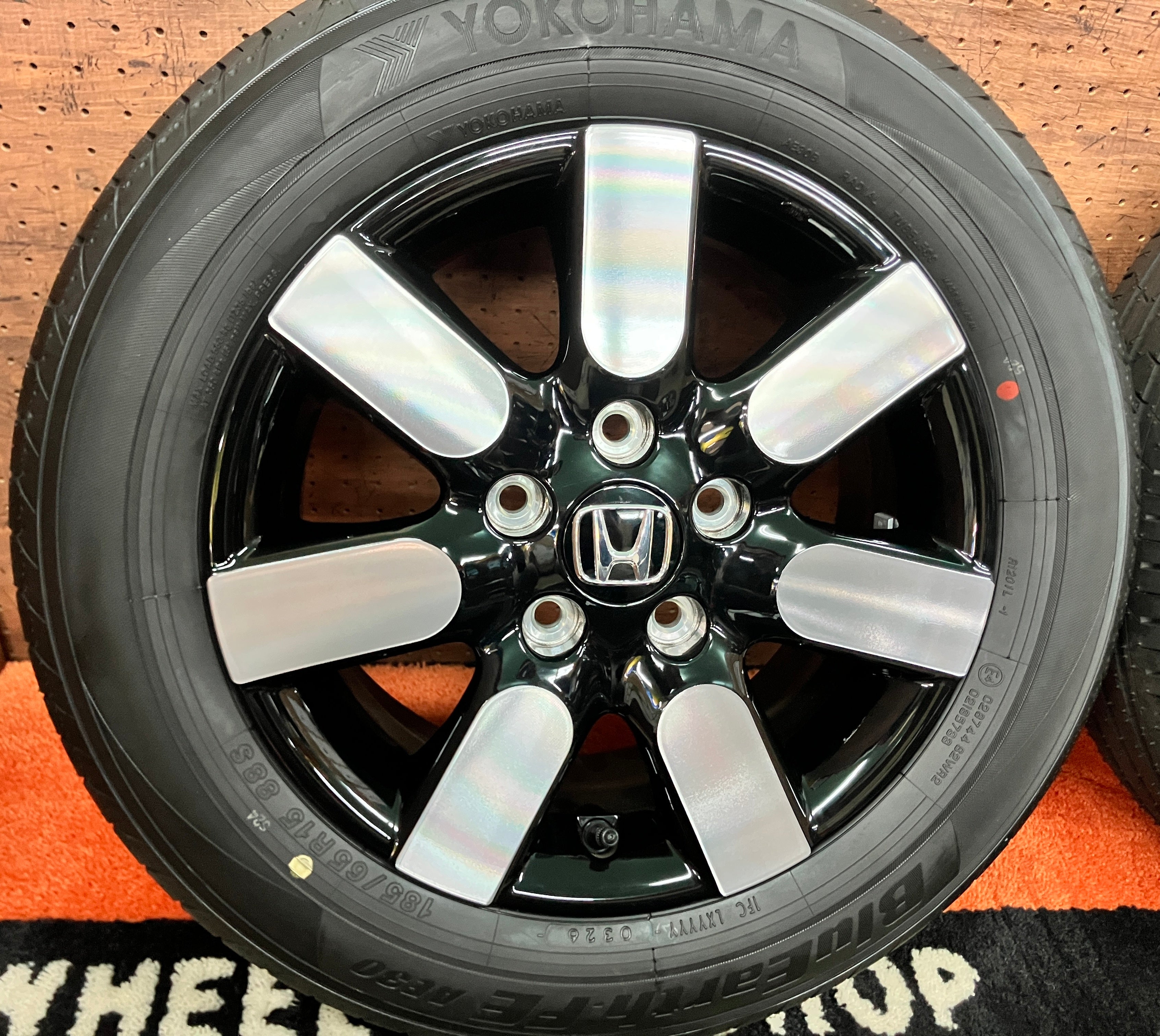 新車外し] ホイール 15インチ 純正FREED 185⁄65R15 新車外し
