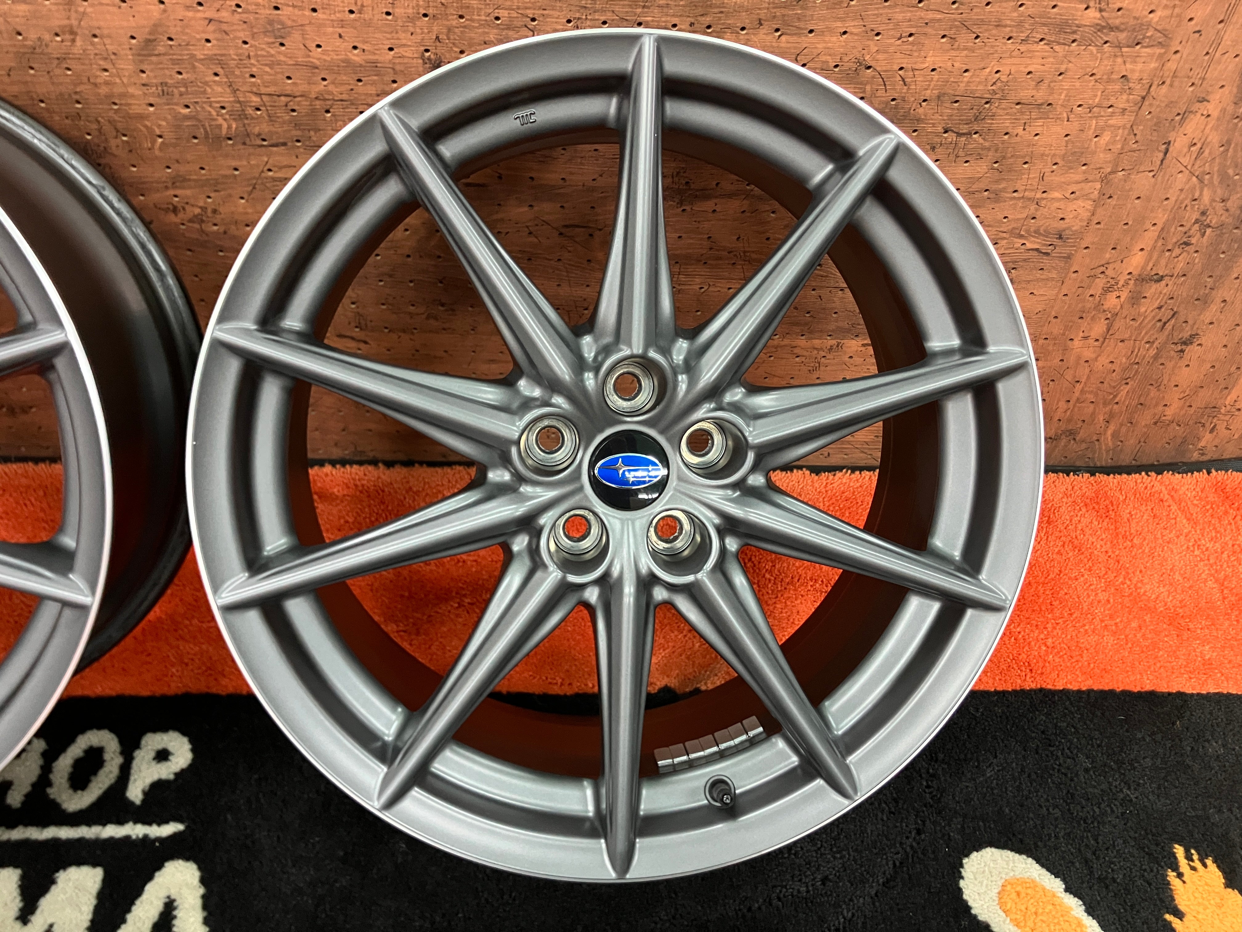 ◇ホイールのみ4本Set! 安心画像多数! SUBARUスバル純正 ZD8 BRZ 18