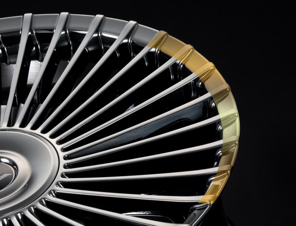 2 νZ 新品！トヨタ/レクサスのお車に！EMITZ STRAHL(イミッツ