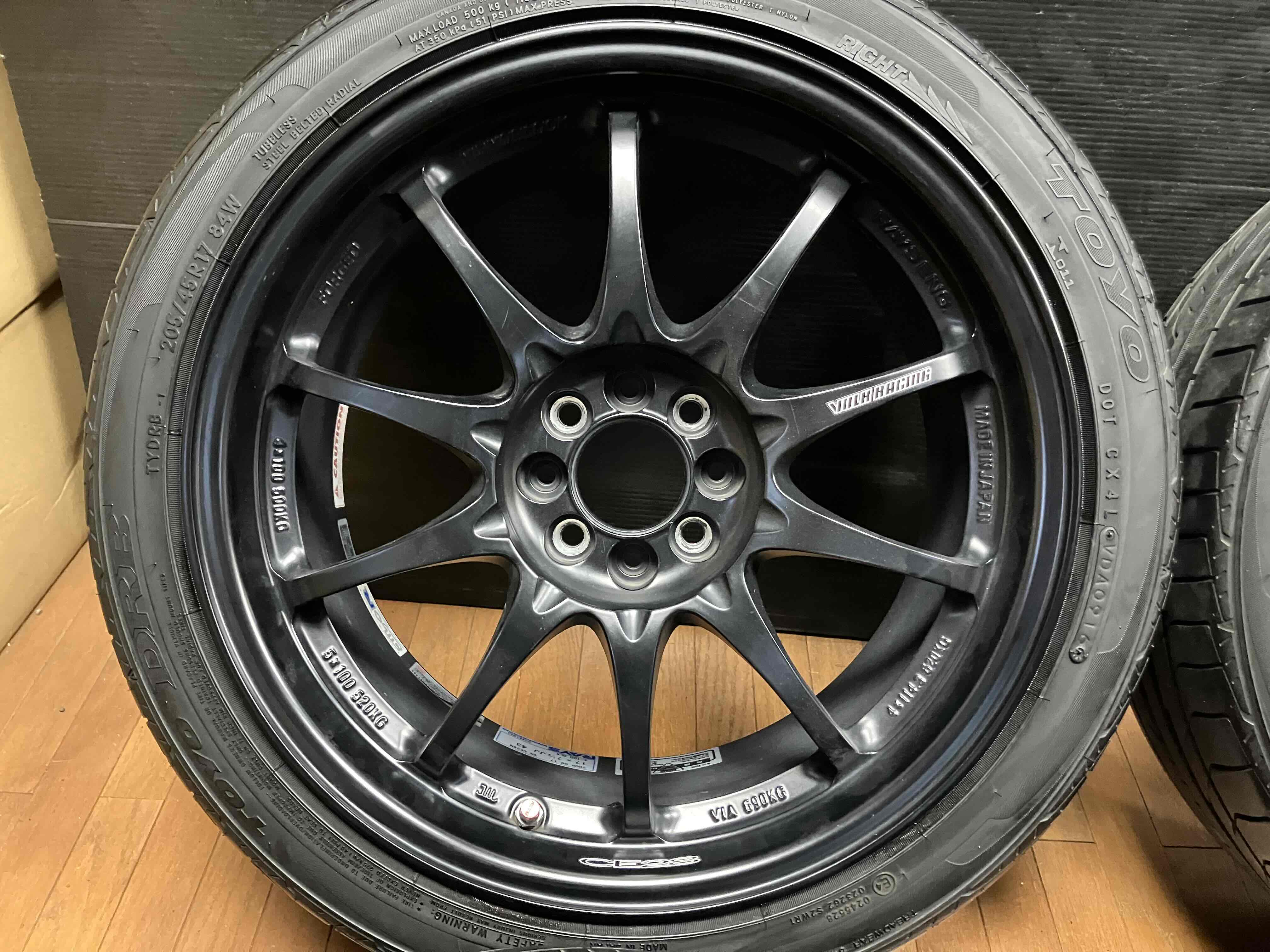 ◇RAYS VOLK CE28N 17インチ◇7.5J+43 4H100◇TOYO DRB 205/45R17 2016