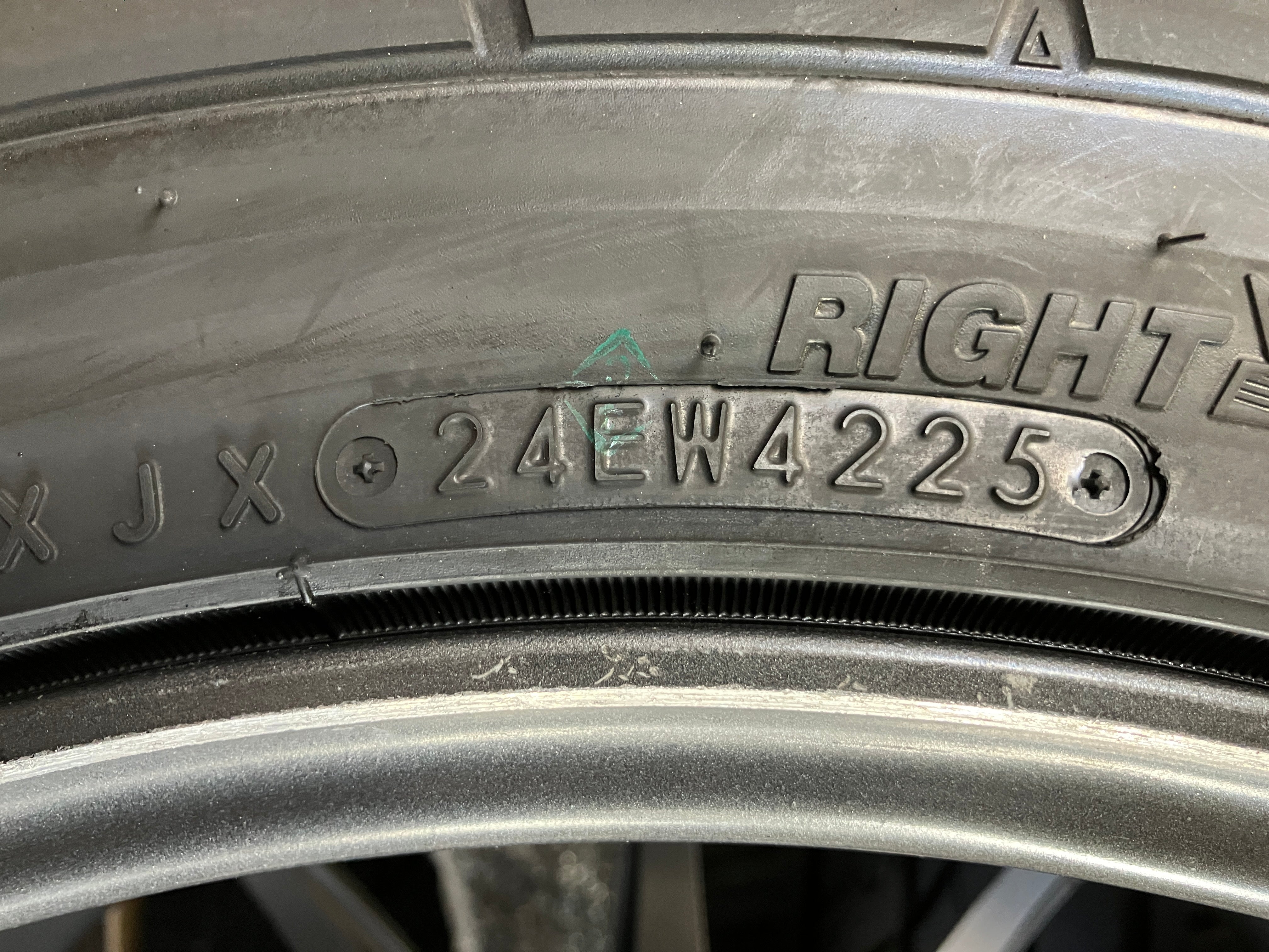 ☆SALE! 美品! 軽量鍛造 オプションカラー? レイズ RAYS VOLK VR G25