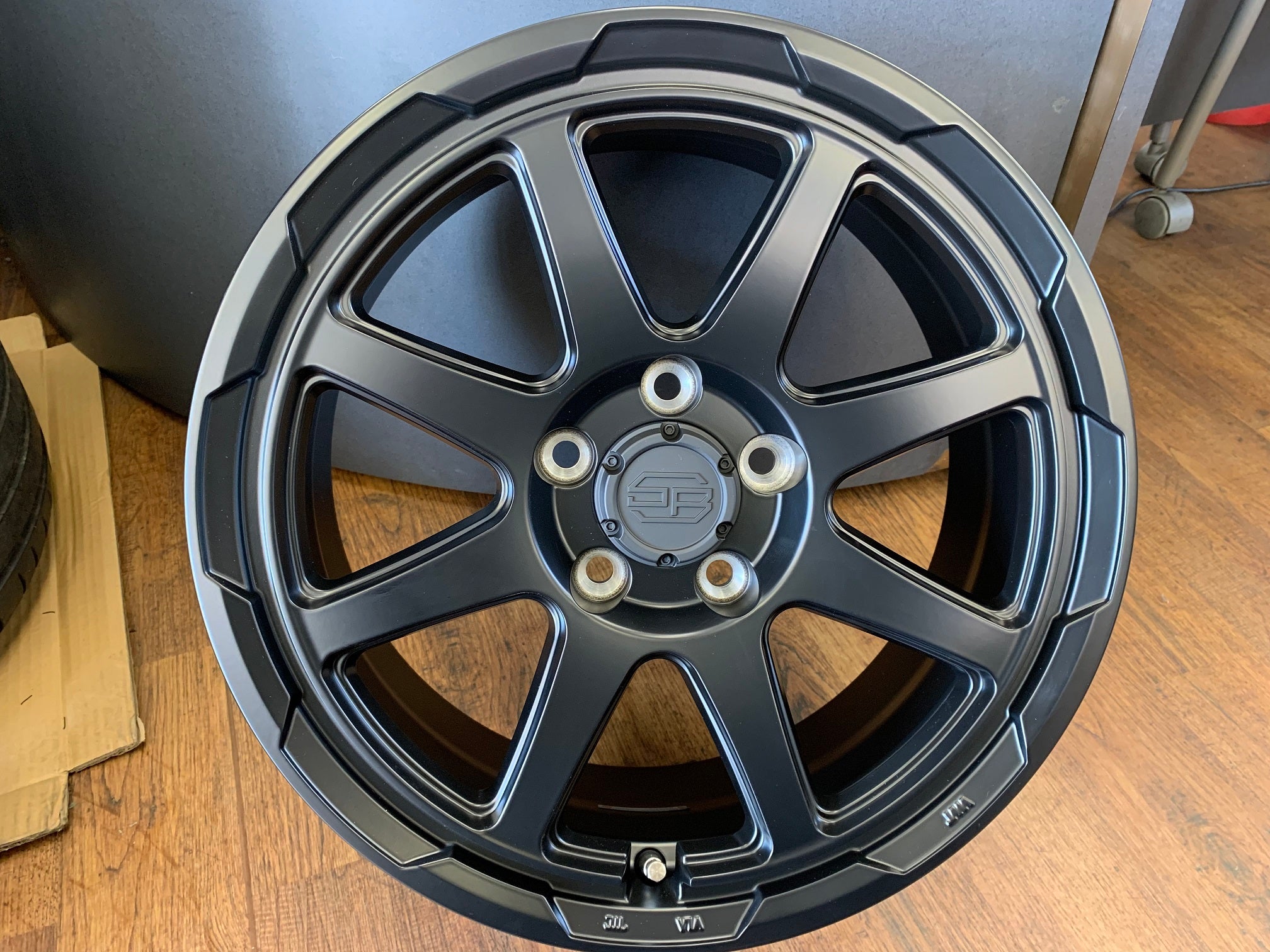 §即納!WEDS STADTBERGE(スタットベルク)17X7J+38 114.3-5H ヨコハマ アイスガード 225/60R17(22