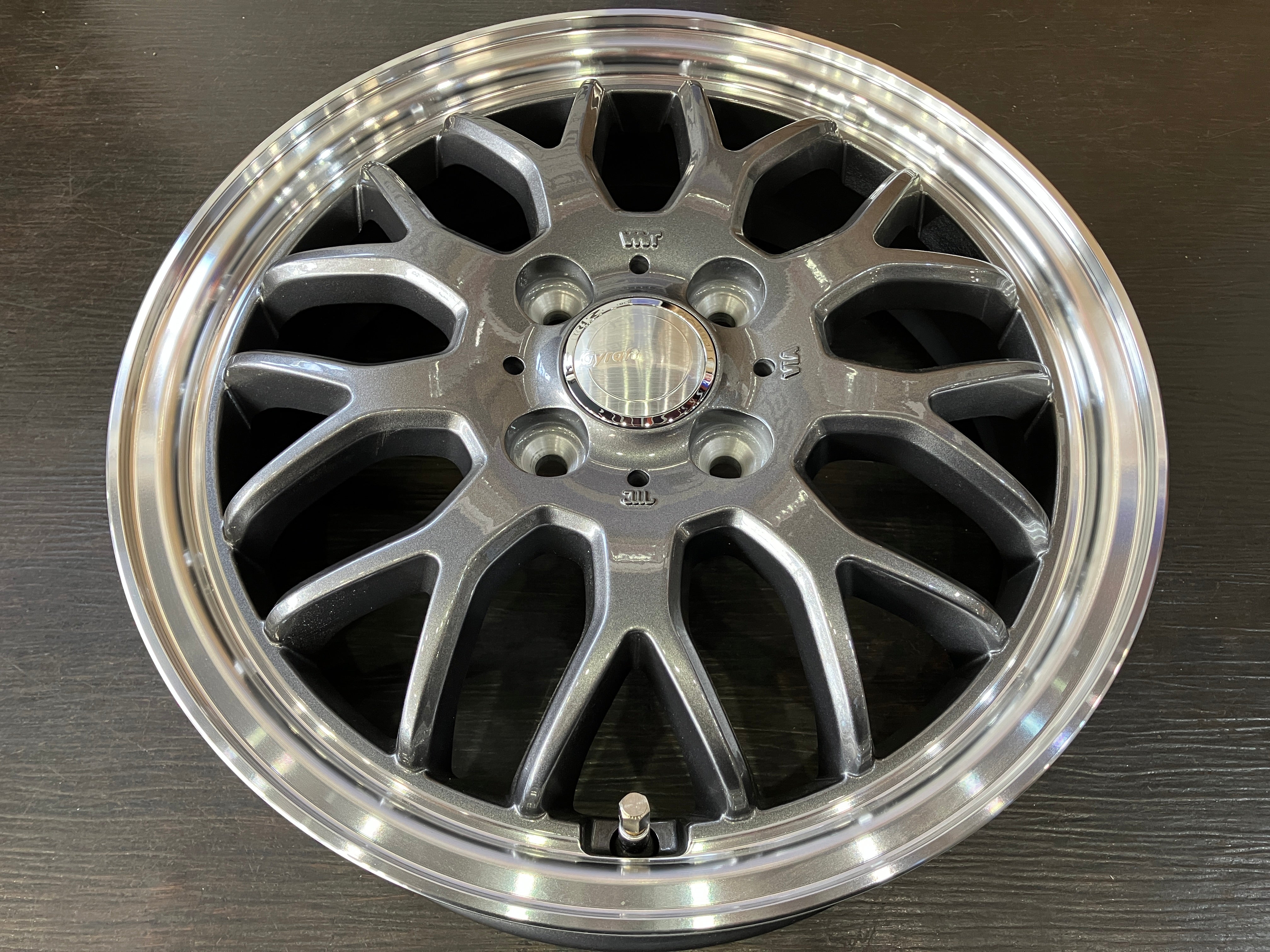 ◇冬用Set◇未使用展示品 weds ウェッズ グラフト9M 15インチ 4.5J