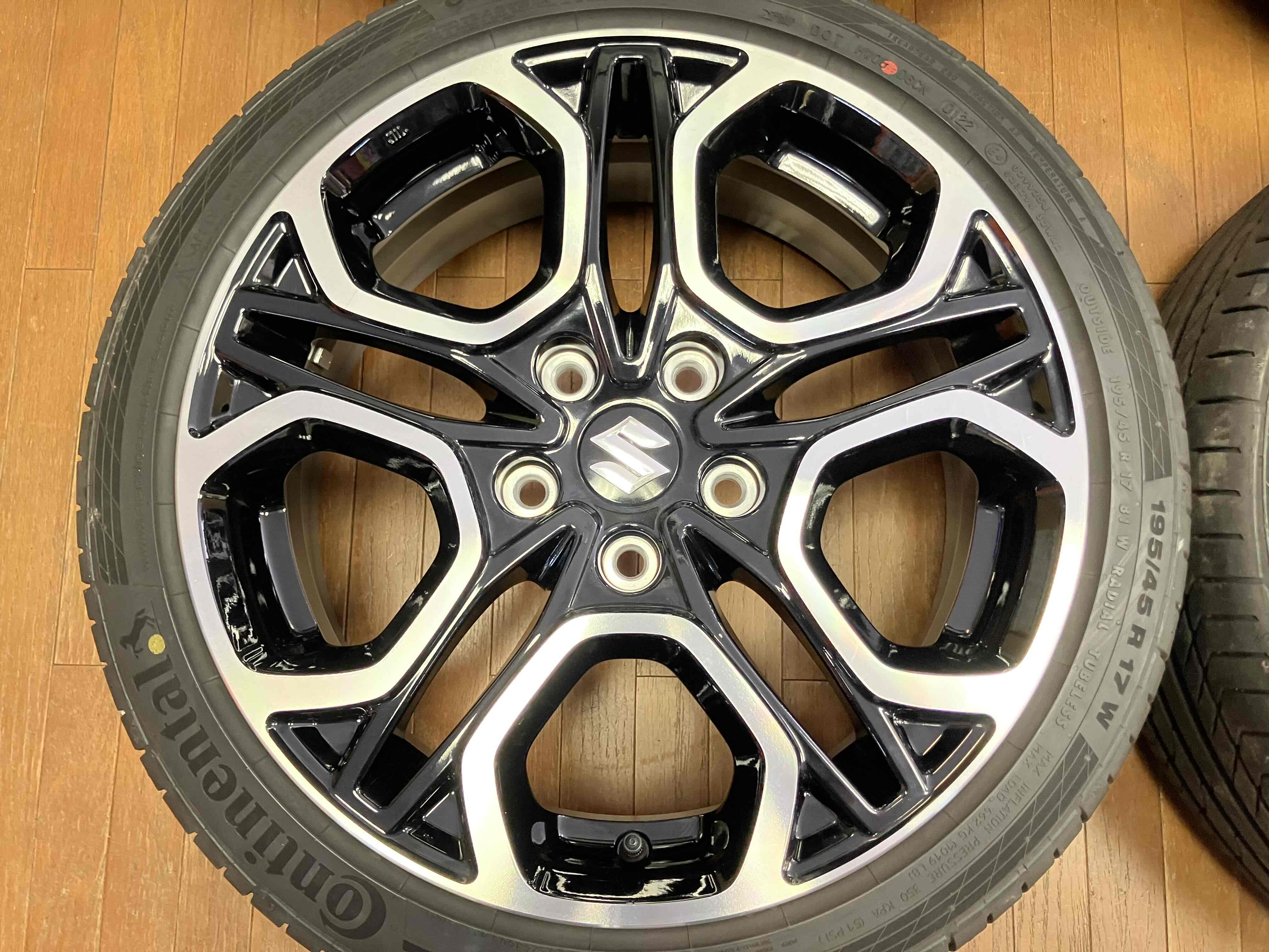 ◇SUZUKI スイフトスポーツ純正 17インチ◇6.5J+50 5H114.3
