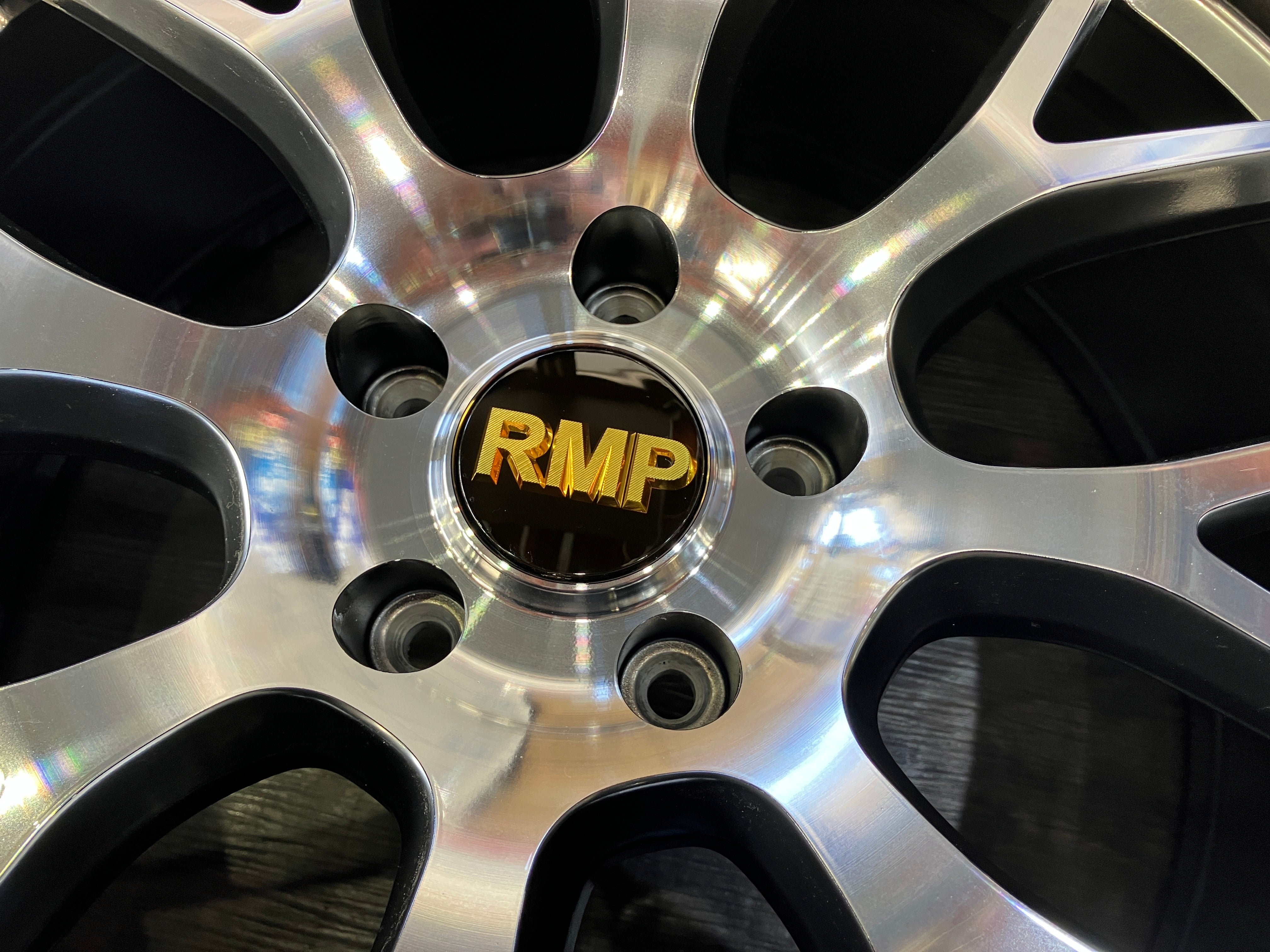 ☆未使用展示品 MID WHEEL RMP 028F マルカ 20インチ 8.5J +45 114.3/5