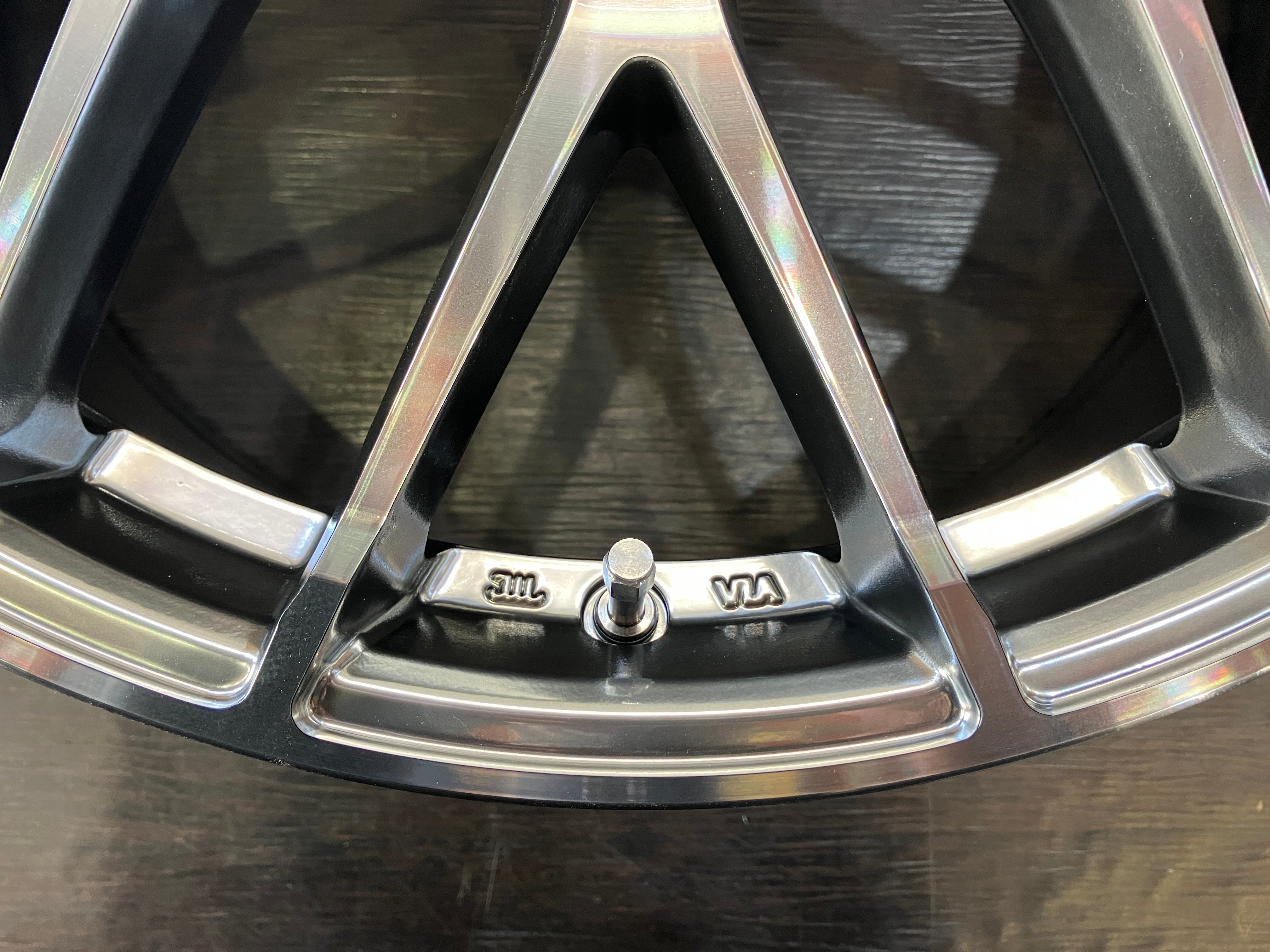 ☆未使用展示品 MID WHEEL RMP 028F マルカ 20インチ 8.5J +45 114.3/5