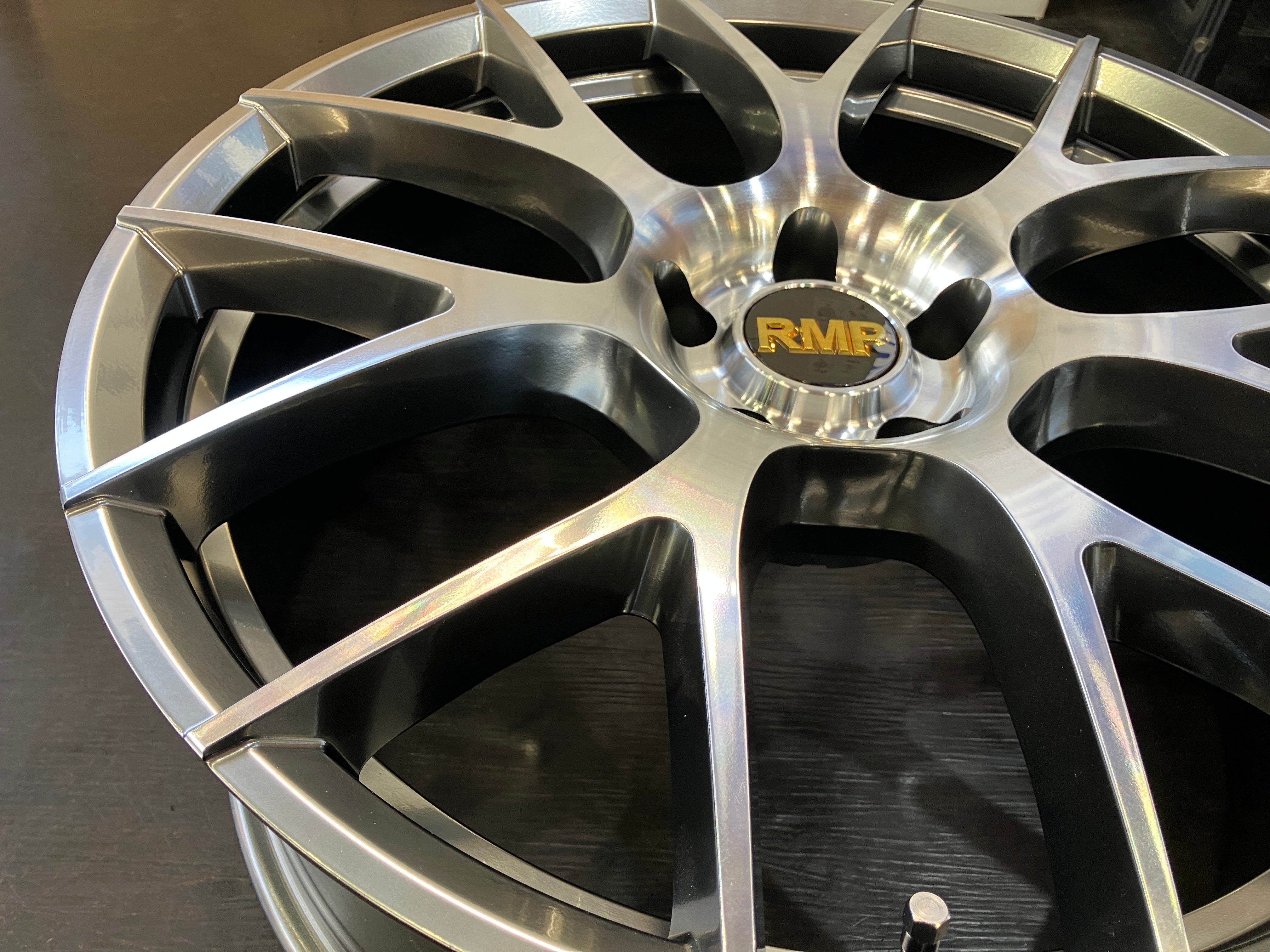☆未使用展示品 MID WHEEL RMP 027F マルカ 20インチ 8.5J +38 114.3/5