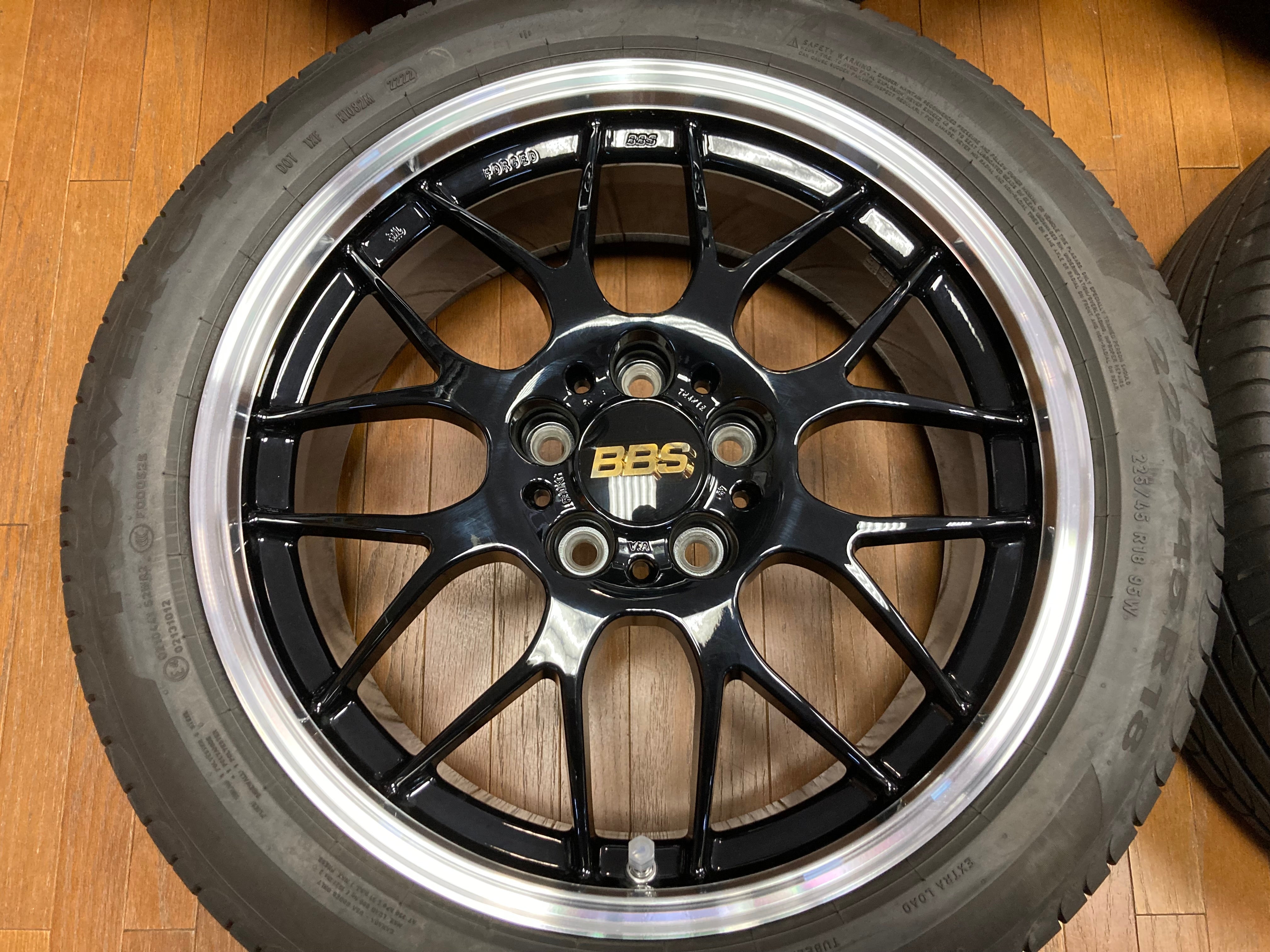 ◇美品!!BBS RGR 18インチ◇7.5J+45 5H114.3◇RG738◇ピレリ