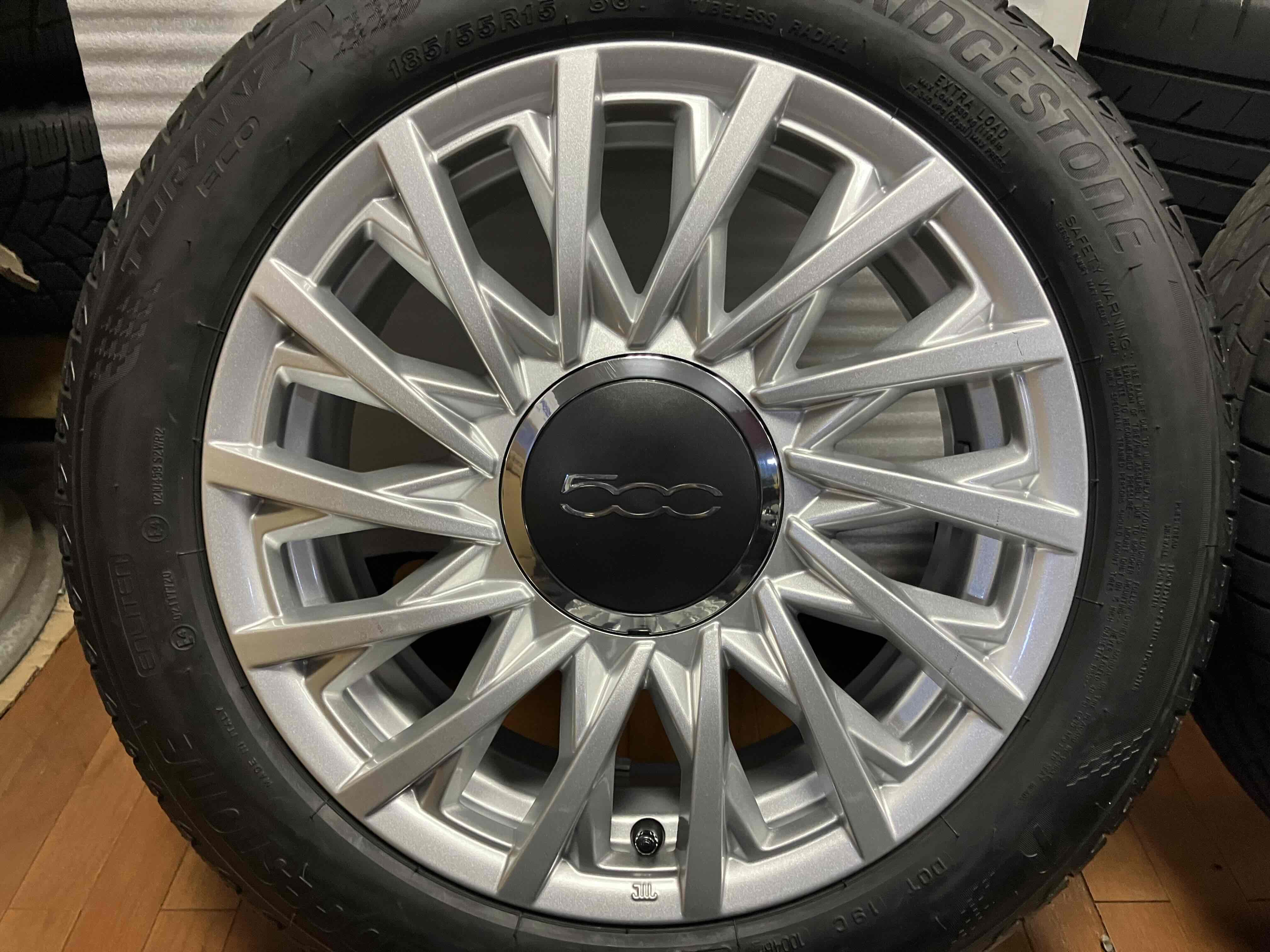 ◇美品!!フィアット500純正 15インチ◇6J+35 4H98◇トランザ エコ 185/55R15 2022年製造◇パンダ等◇スタッドレス –  ハマガレネットストア