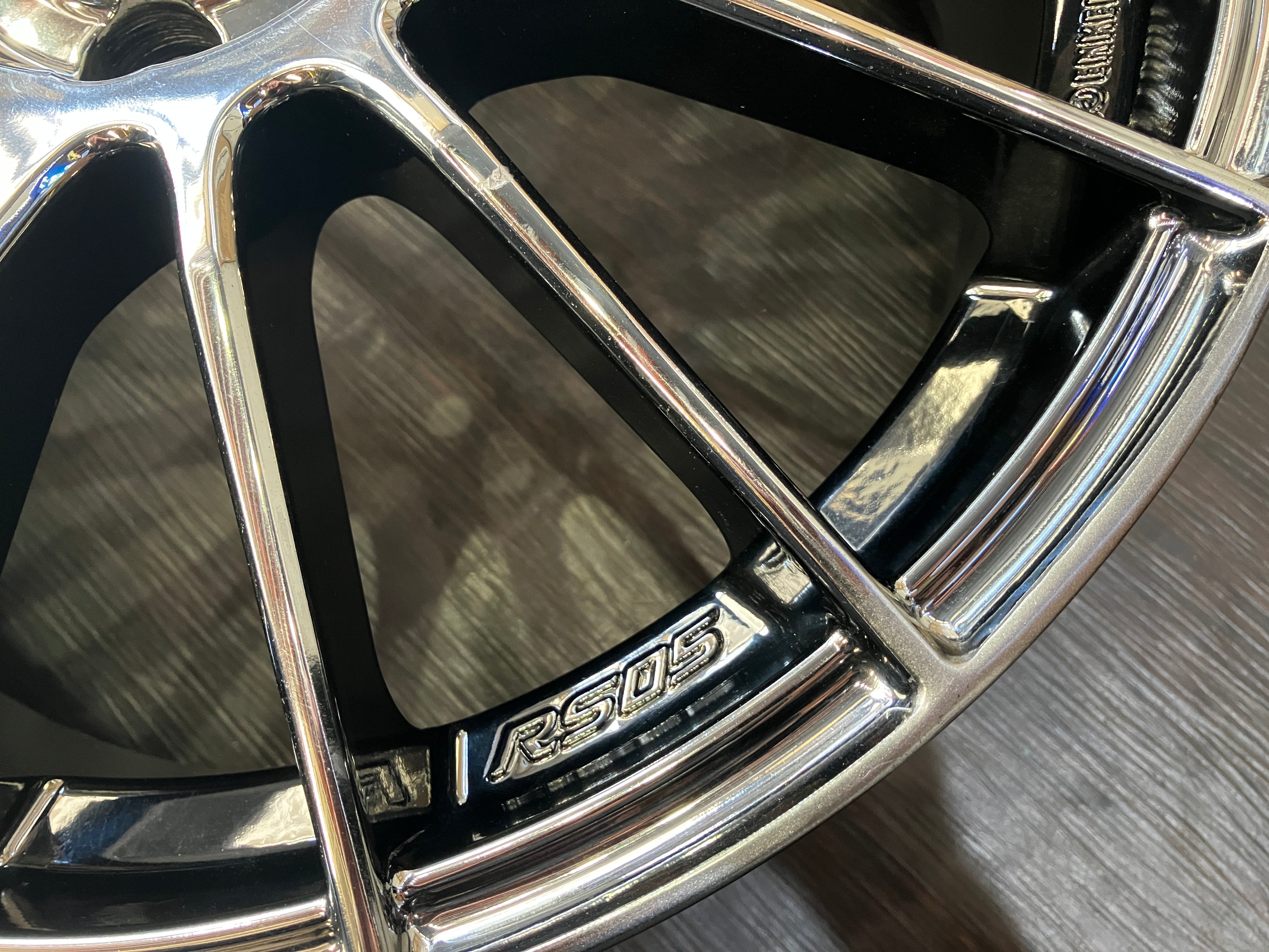 ☆仕上済良品! ENKEI エンケイ RS05 SBCカラー 17インチ 7J +45 100/4