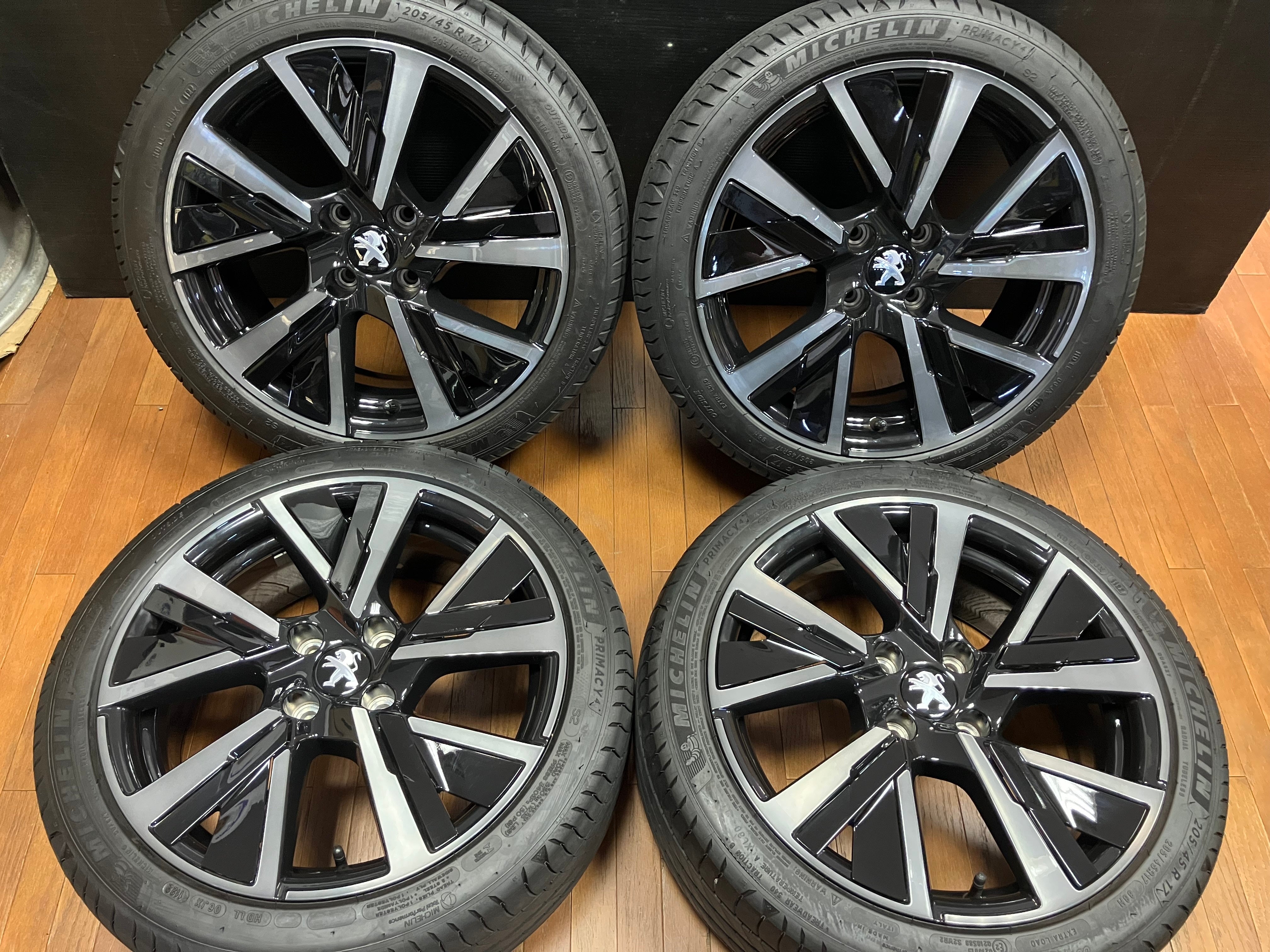 ◇美品◇希少◇PEUGEOT プジョー 208GT 純正 17インチ PCD108 4H 7J +32◇MI プライマシー4 205/45R –  ハマガレネットストア