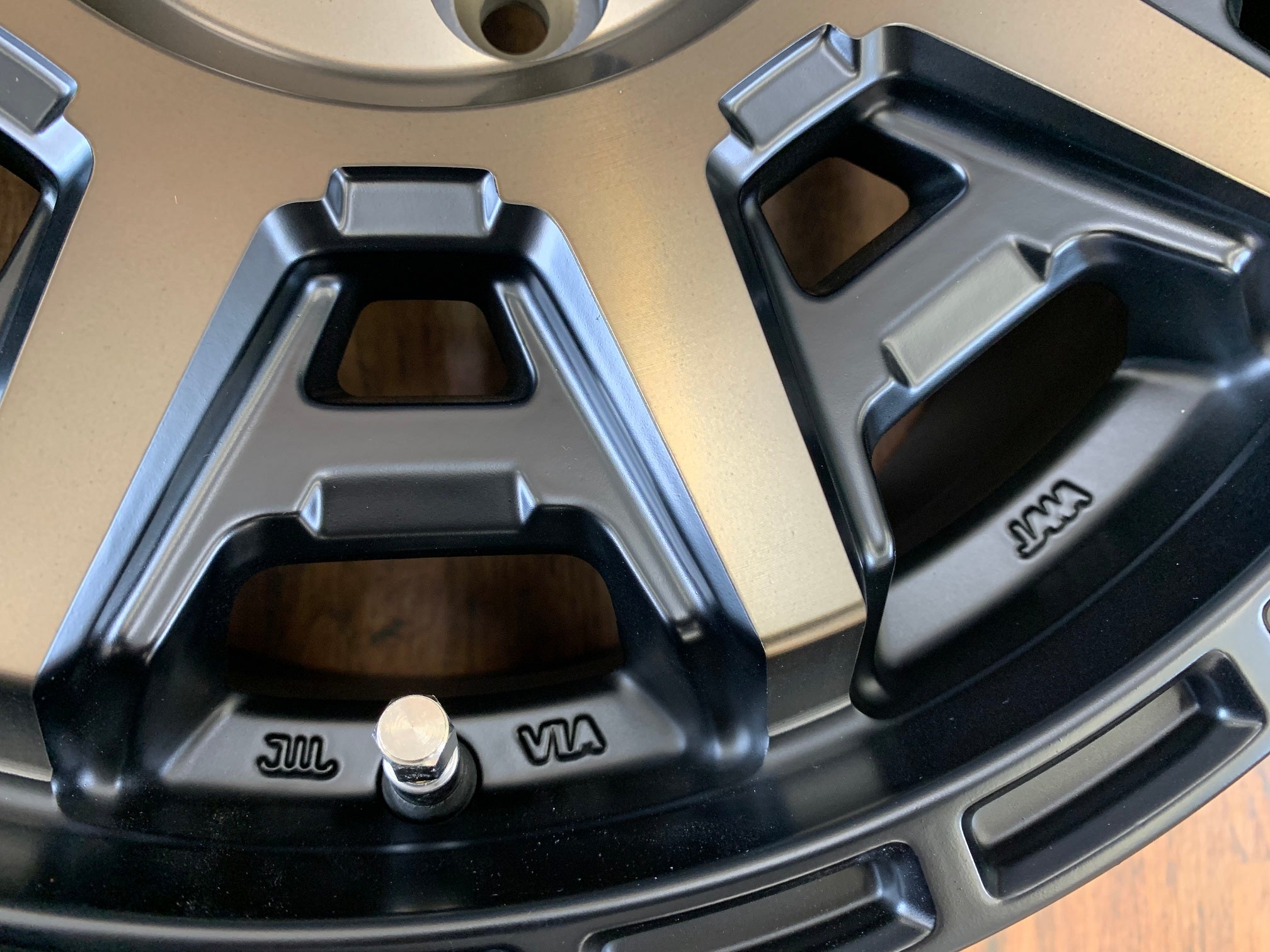 新品ホイール4本セット！スタッドレス用にも！PPX D10X 16インチ！マットブロンズ！デリカD:5、T31エクストレイル、RAV4、エクリプスクロス IMG_2909.jpg?v=1719135160&