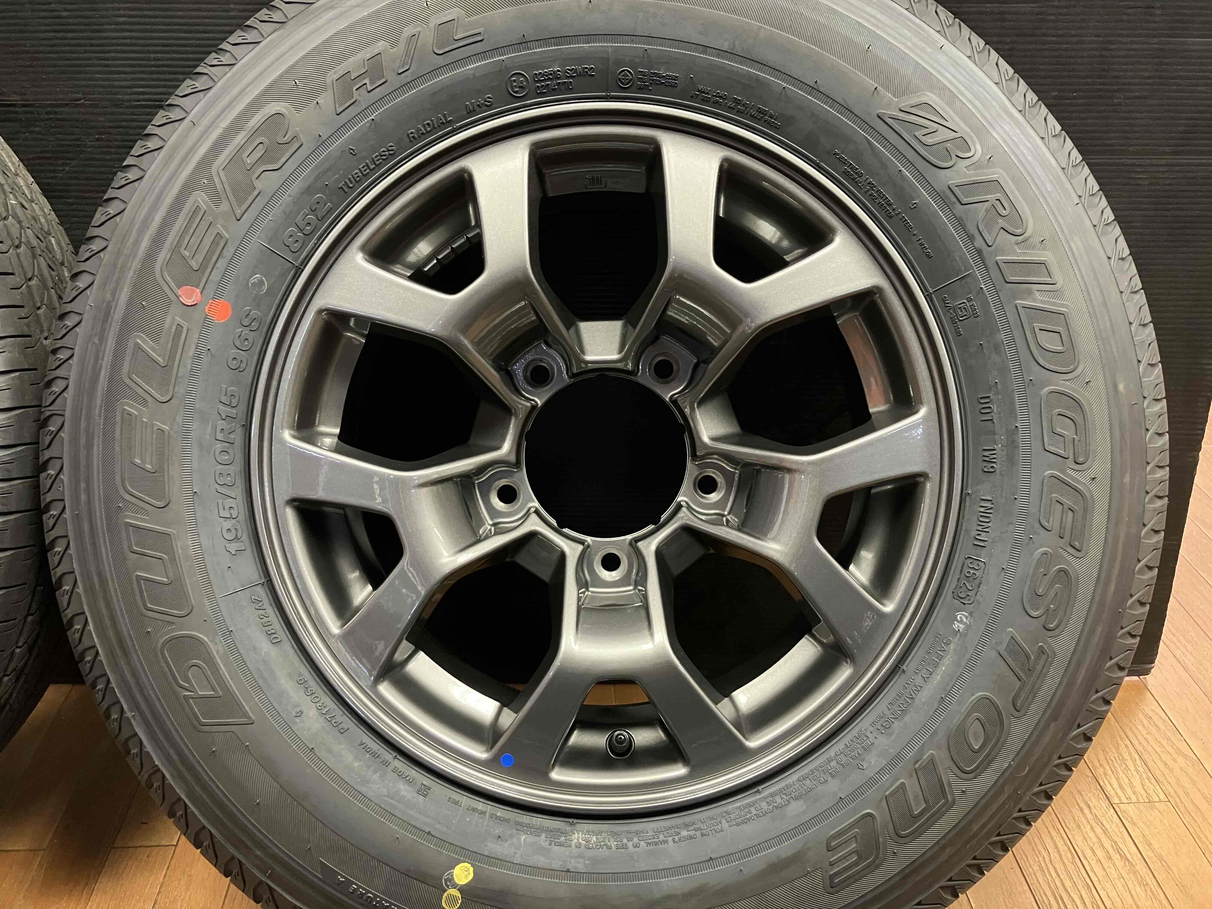 ◇新車外し◇SUZUKI スズキ ジムニー ノマド 純正 15インチ 5.5J+5