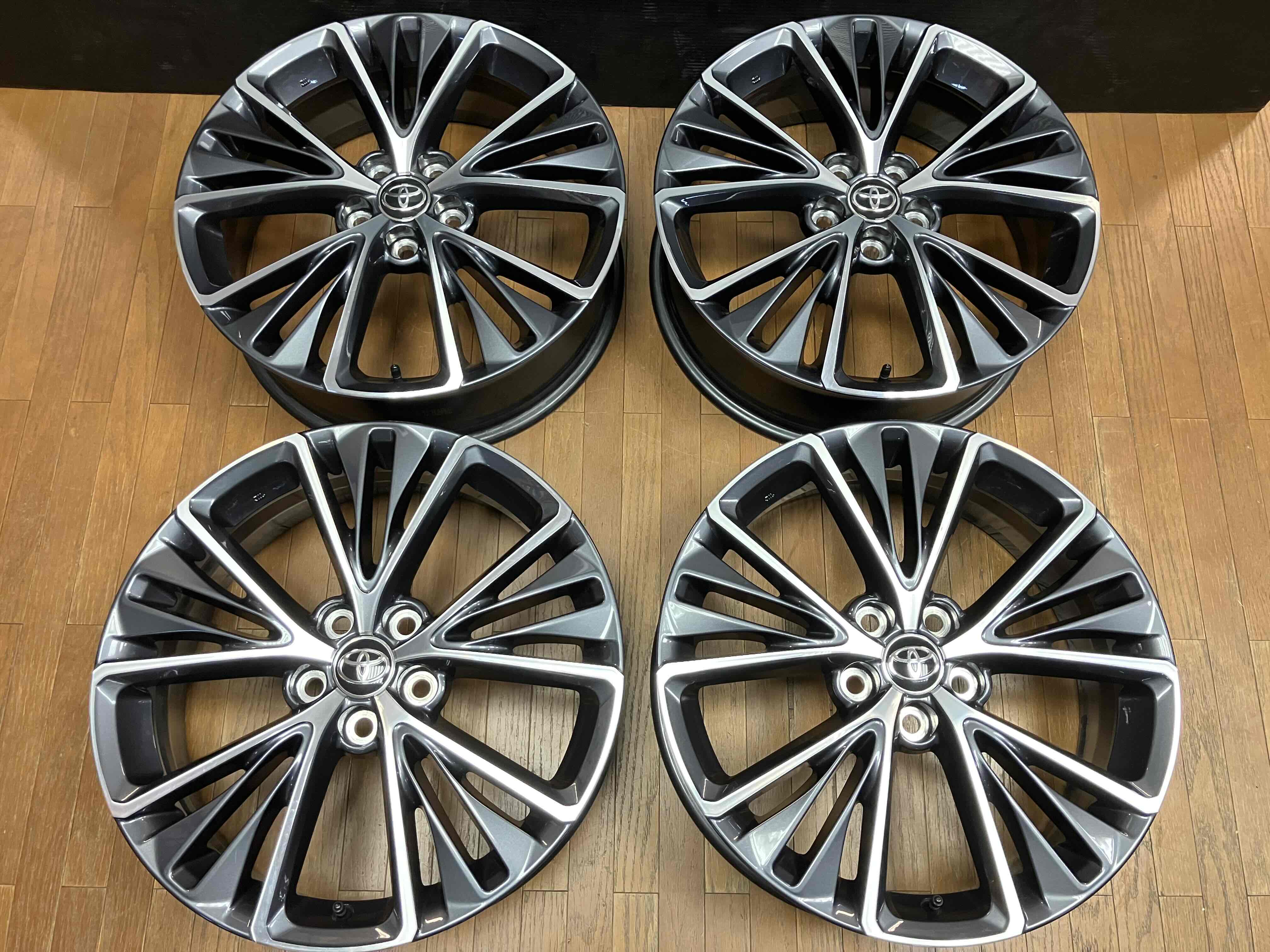 ◇程度良好◇TOYOTA トヨタ 60系 プリウス 純正 19インチ 6.5J+40