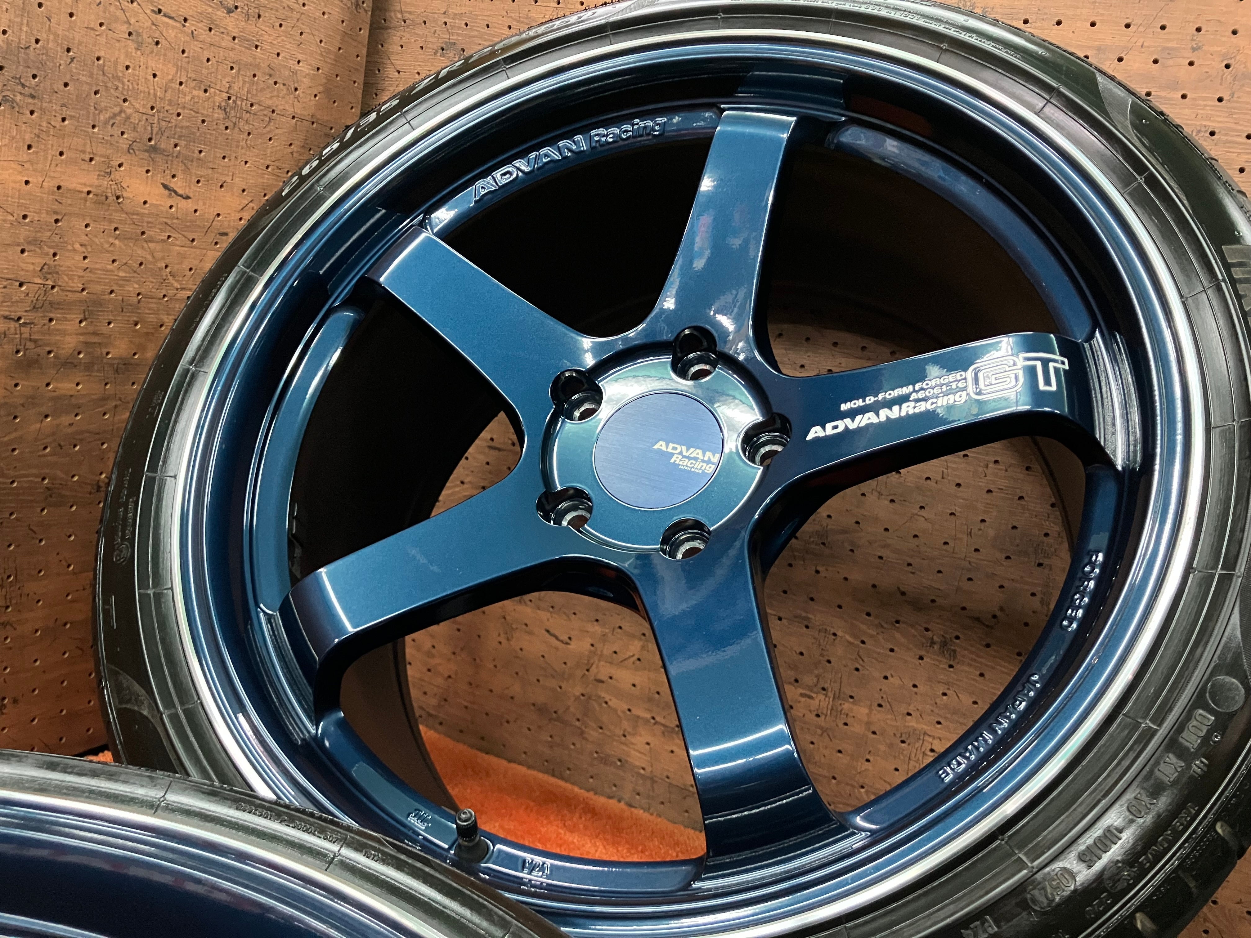 希少!!YOKOHAMA ADVAN Racing GT for PORSCHE◇20インチ 8.5J+50 10J+