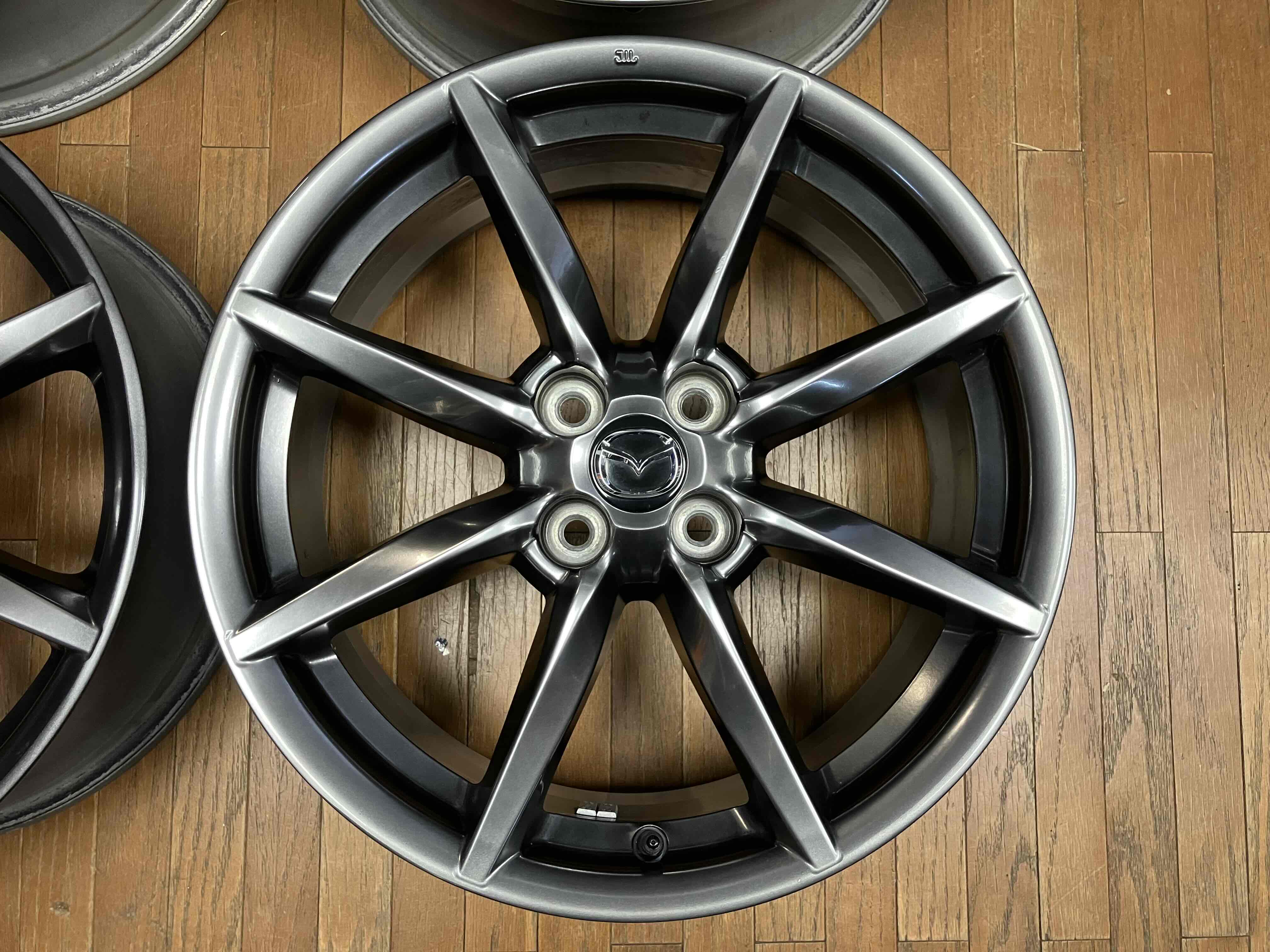 ◇仕上げ済み◇MAZDA マツダ ND ロードスター 純正 17インチ 7J+45
