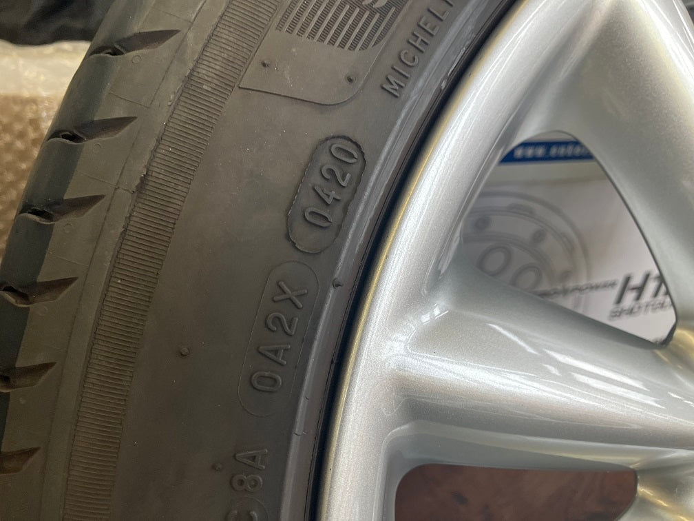 1 ν§ ミニ F54 クラブマン MINI 純正 ベントスポーク518 7.5J-17インチ