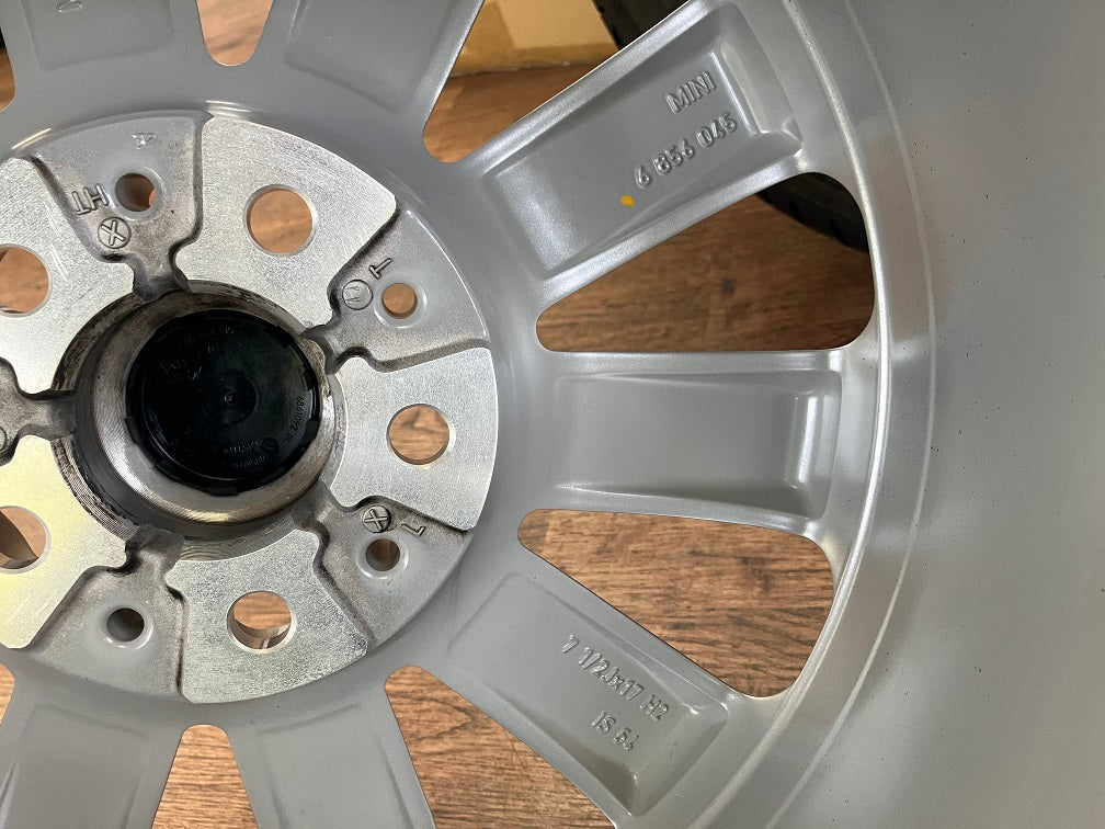 1 ν§ ミニ F54 クラブマン MINI 純正 ベントスポーク518 7.5J-17インチ