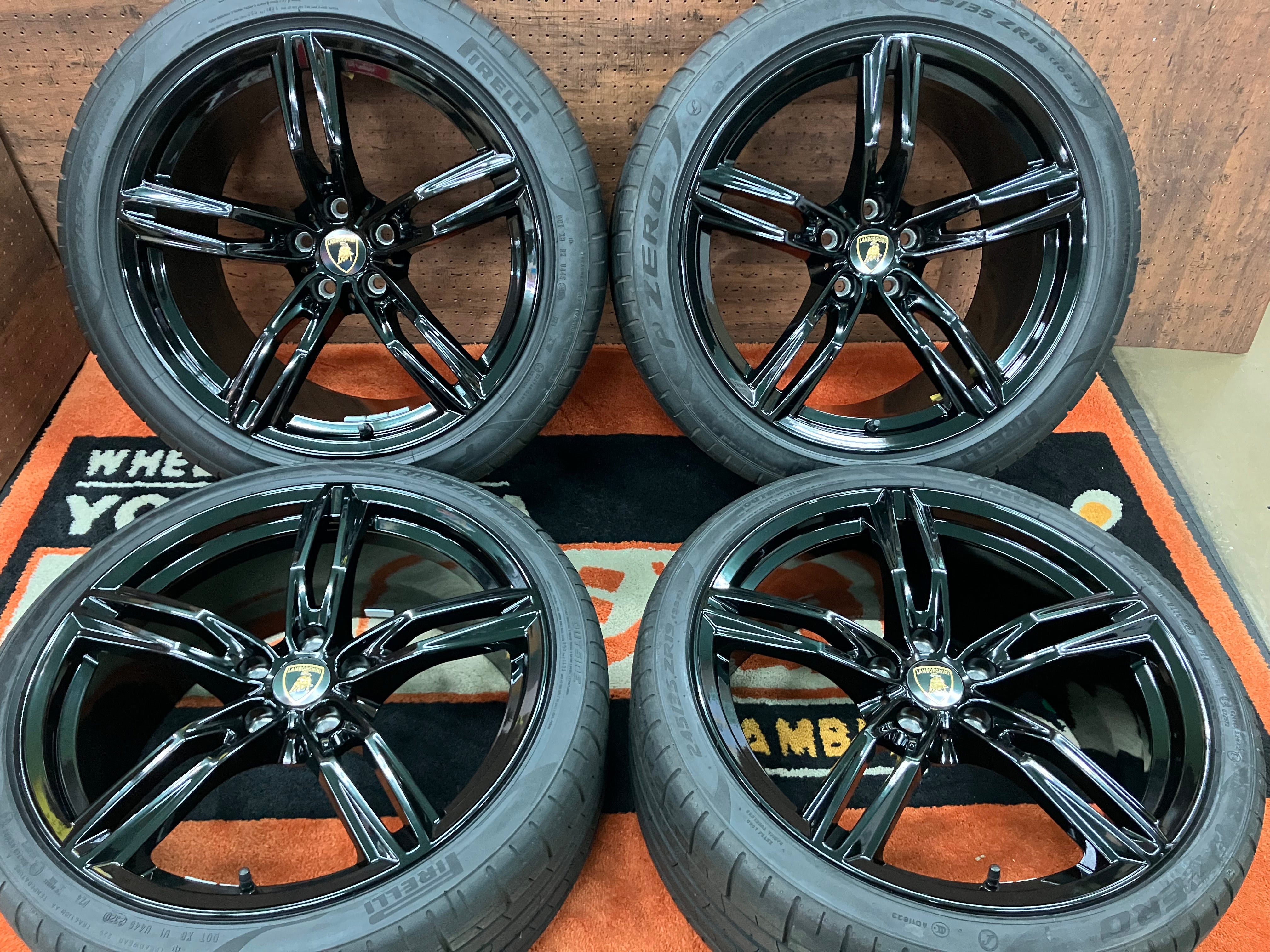 ◇良品♪ランボルギーニ ウラカン EVO RWD Spider 純正◇19インチ 8.5J