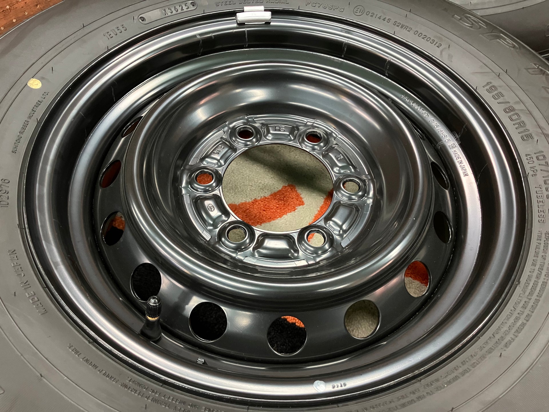◇新車外し♪トヨタ 200系ハイエース 純正スチールホイール◇15インチ 