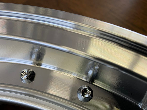 シュタイナー FTX シルバー(20xF:8.5J+35/R:9.5J+40 PCD114.3/5H)F:225