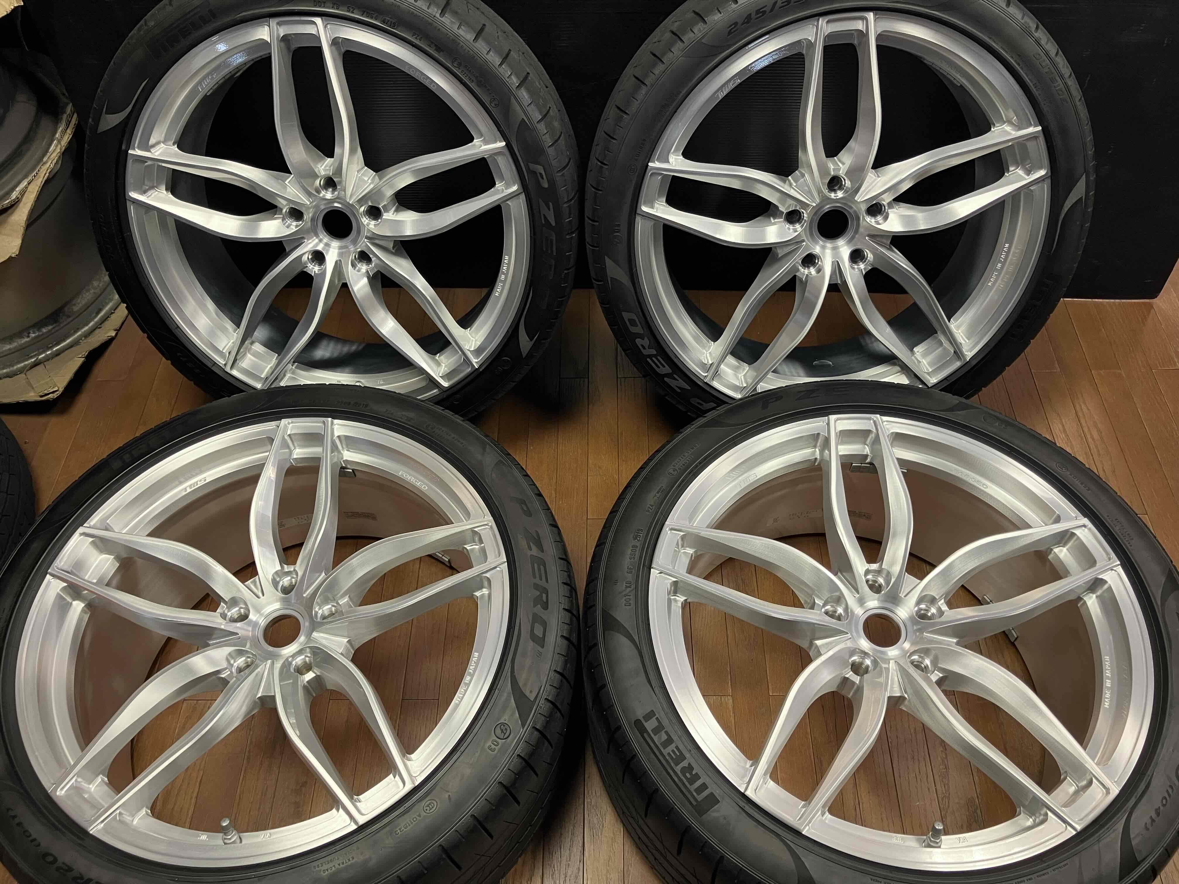 TWS 鍛造ホイール20インチPIRELLIタイヤ・ホイール4本セット