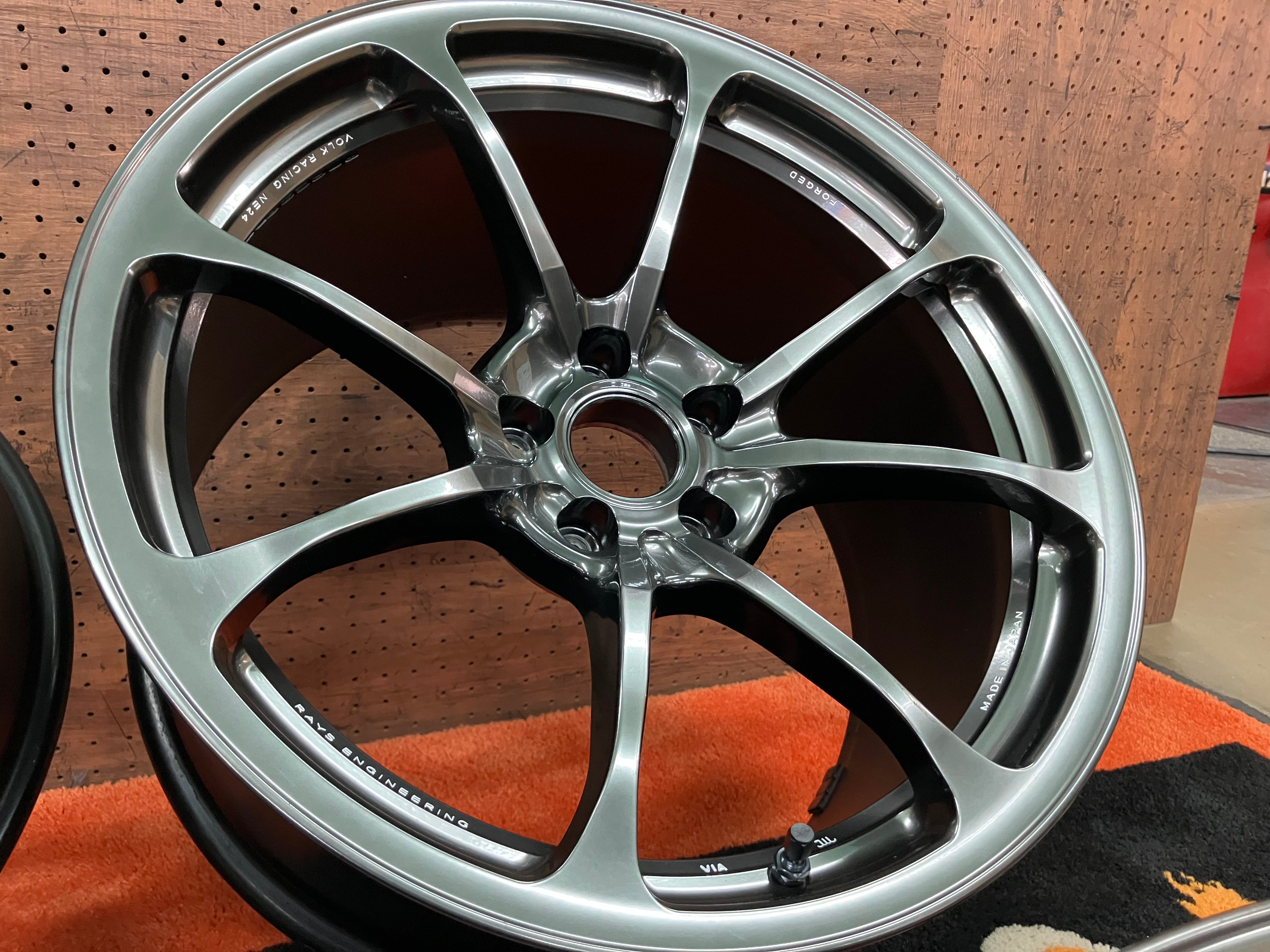 ◇希少絶版サイズ!!RAYS VOLKRACING NE24◇19インチ 10.5J+22 114.3-5H
