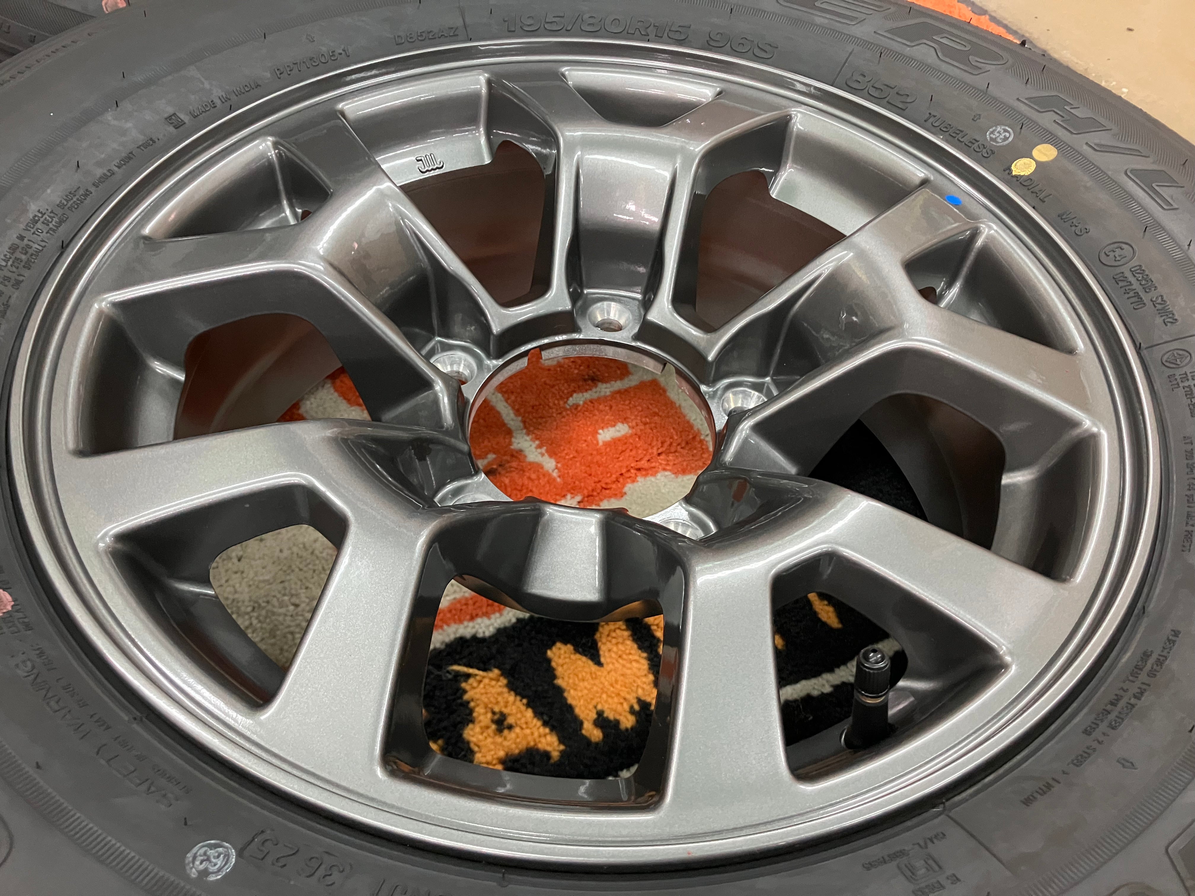 ◇美品♪スズキ JB74W ジムニー シエラ ノマド 純正◇5.5J+5 139.7-5H
