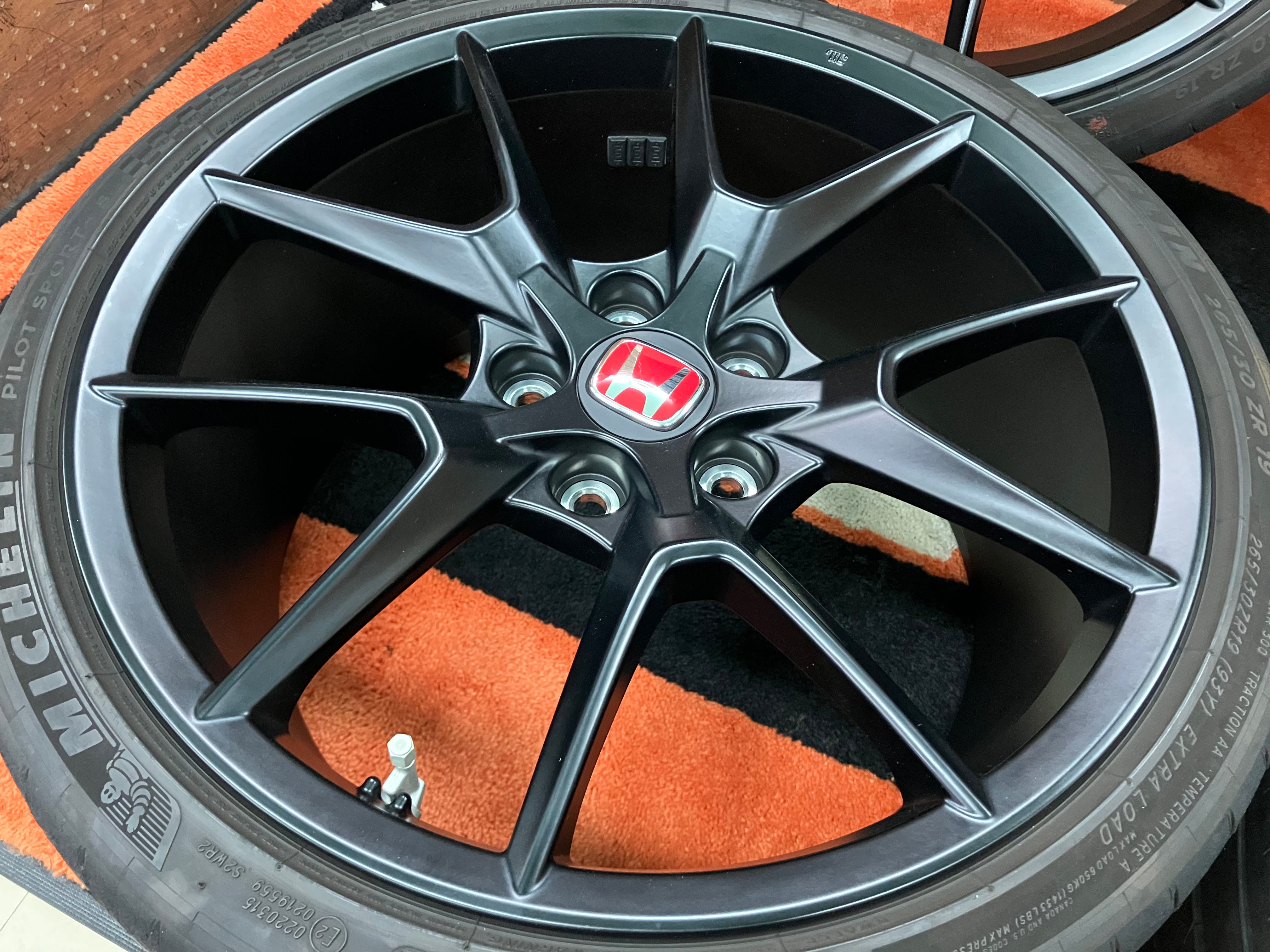 ◇HONDA シビック SIVIC typeR FL5 純正 Racing Black Package 純正