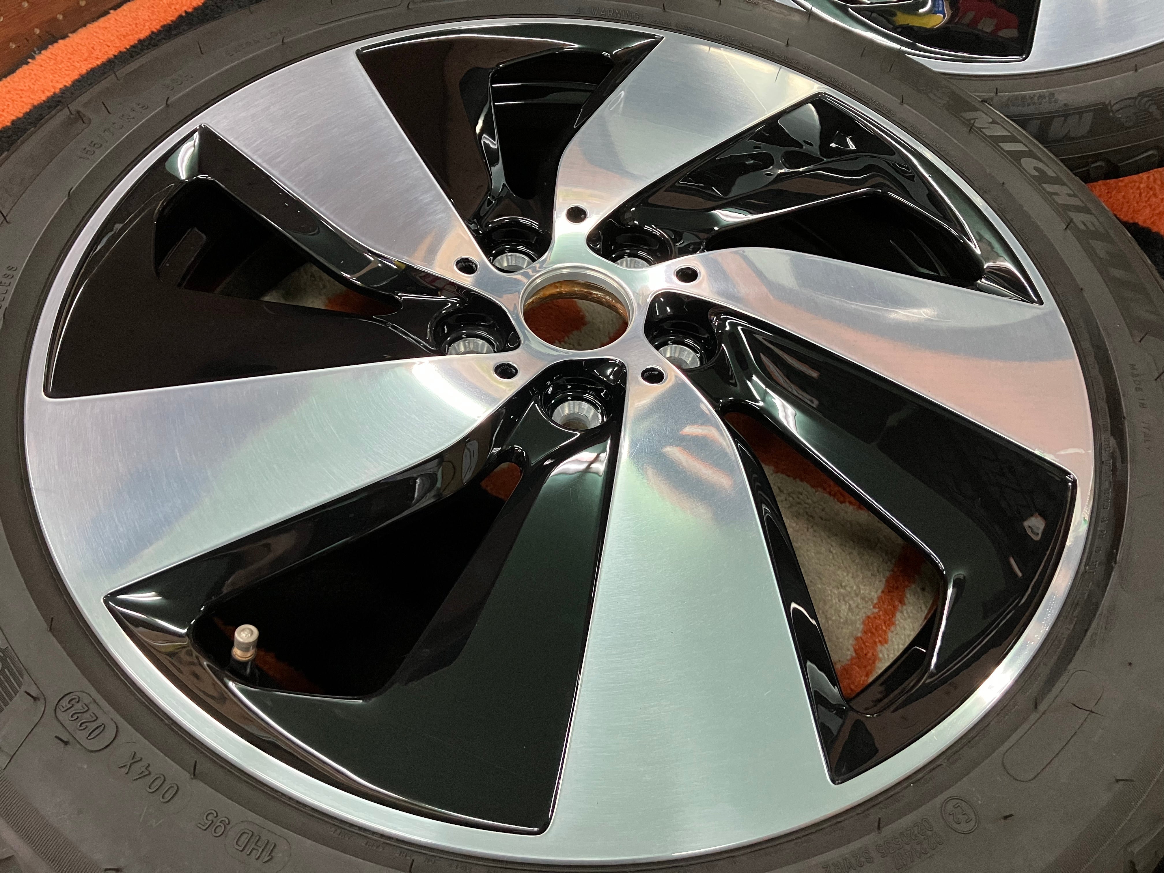 ◇オールシーズンタイヤSet♪BMW i3 純正◇19インチ 5J+43 112-5H 4本