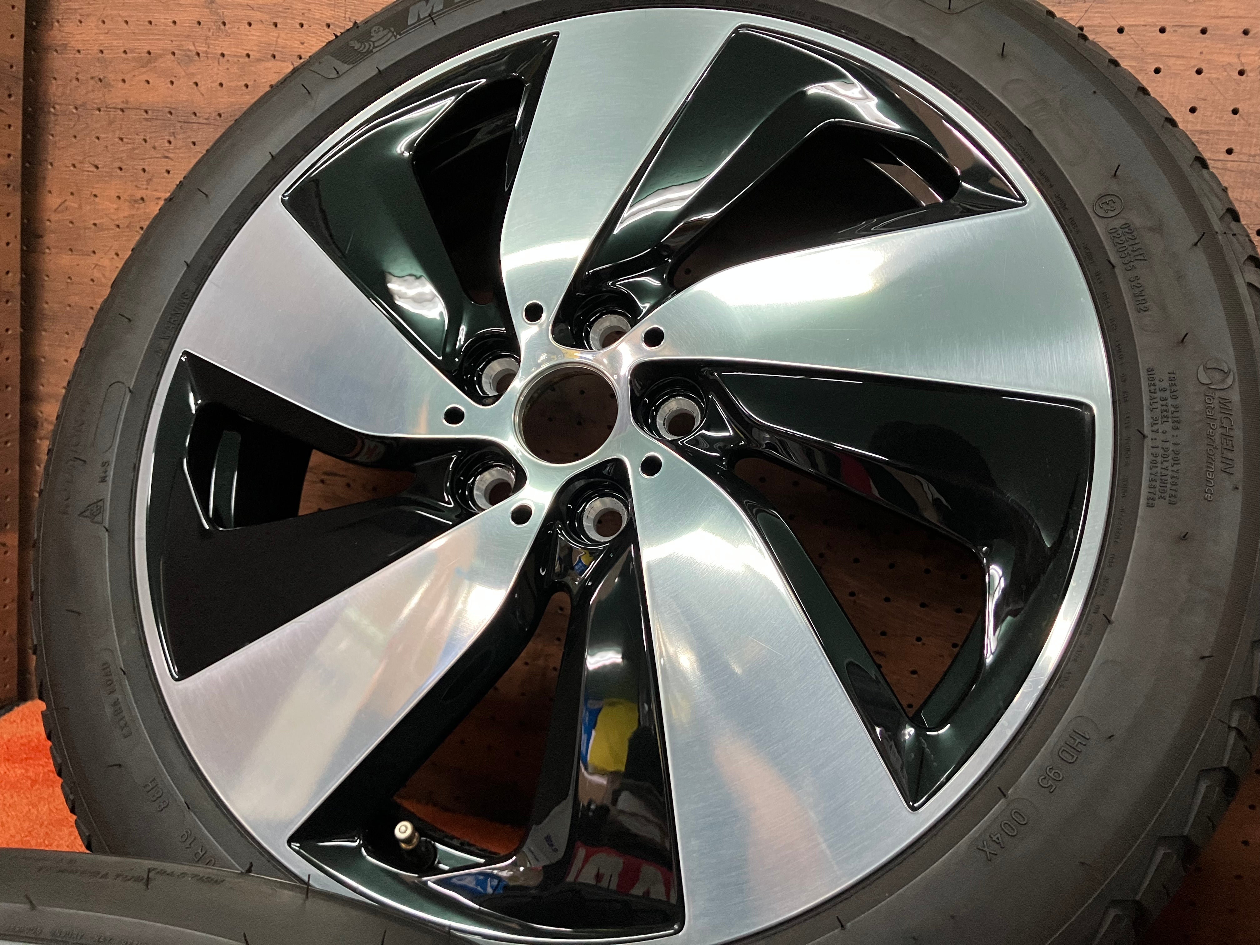 ◇オールシーズンタイヤSet♪BMW i3 純正◇19インチ 5J+43 112-5H 4本