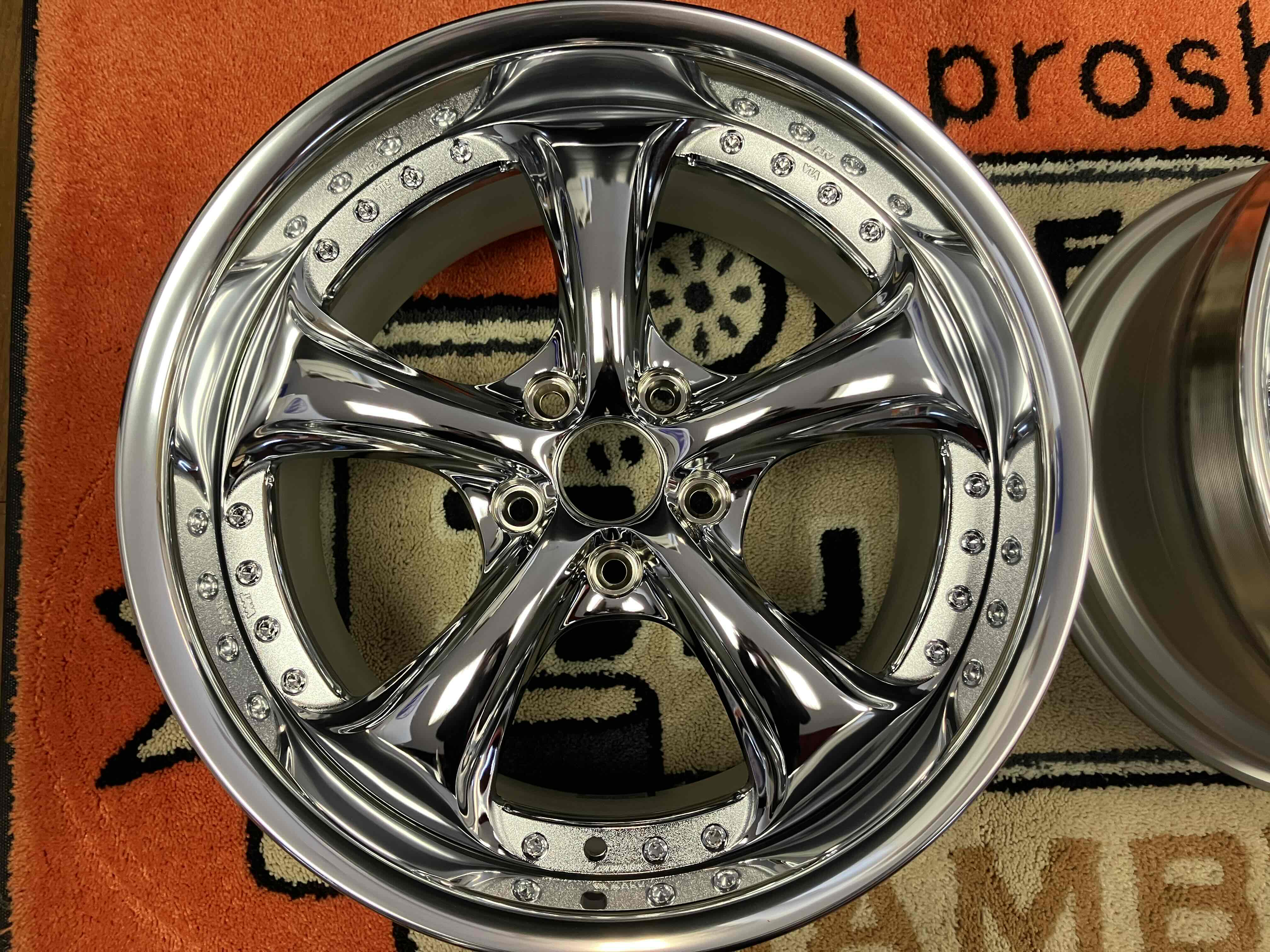 最終値下げ】 即納4本Set!!新品 WORK VS-KF# 600本限定カラー『Chrome