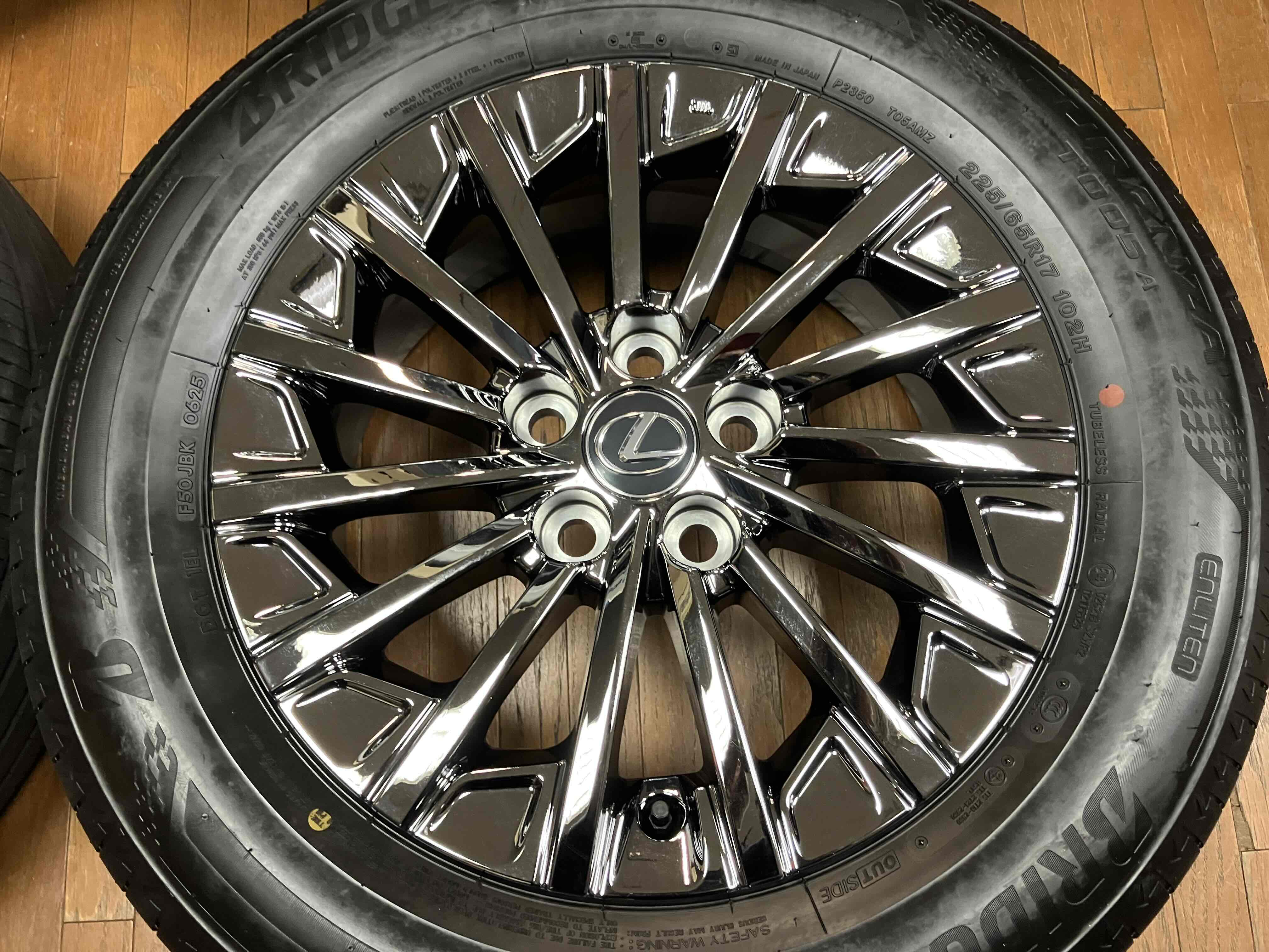 ◇新車外し◇Lexus LM 純正 17インチ◇ノイズリダクション◇BS