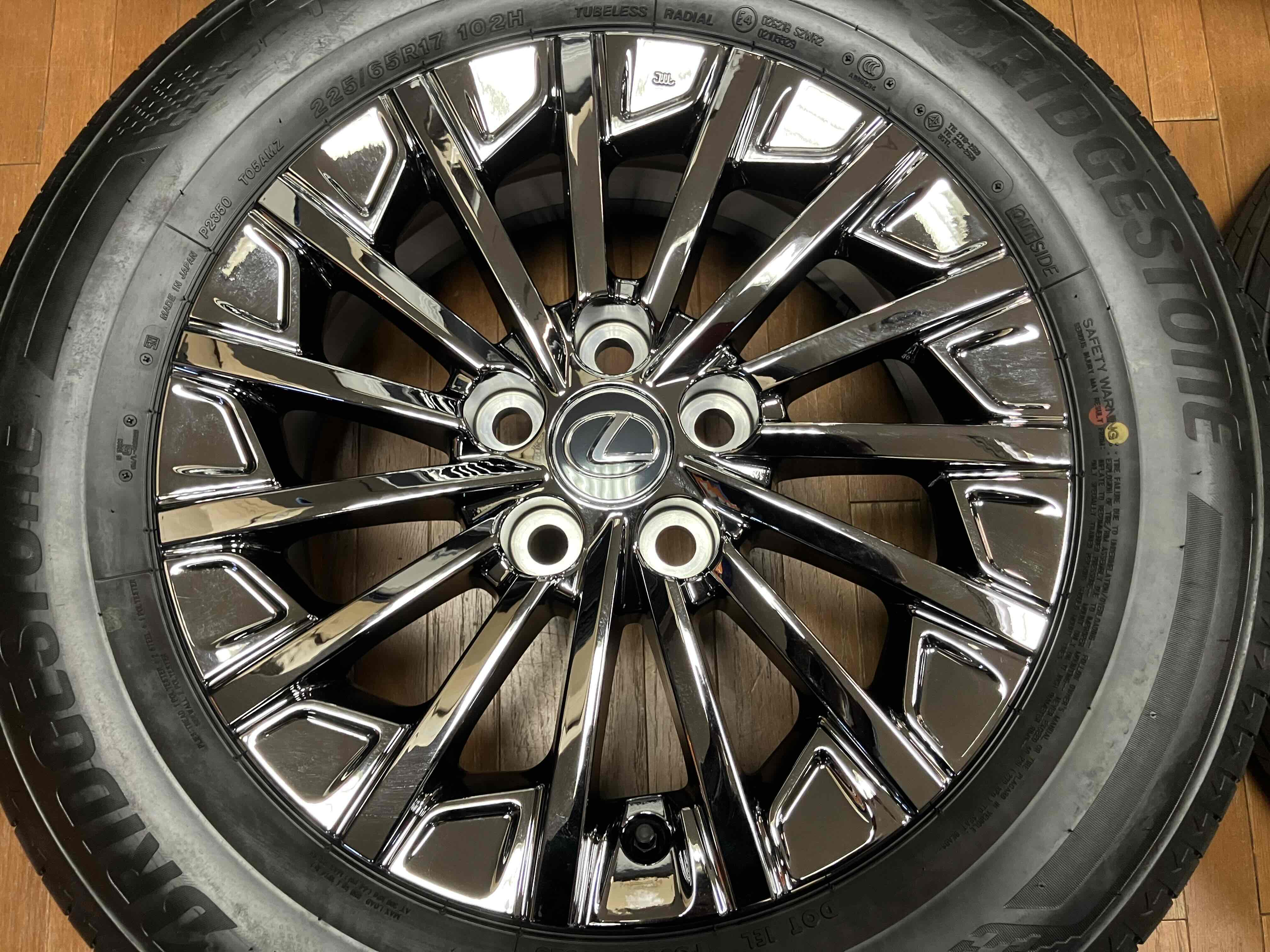 新車外し現行型レクサスLMホイール 新車外し現行型レクサスLMホイール 新車外し現行型レクサスLM
