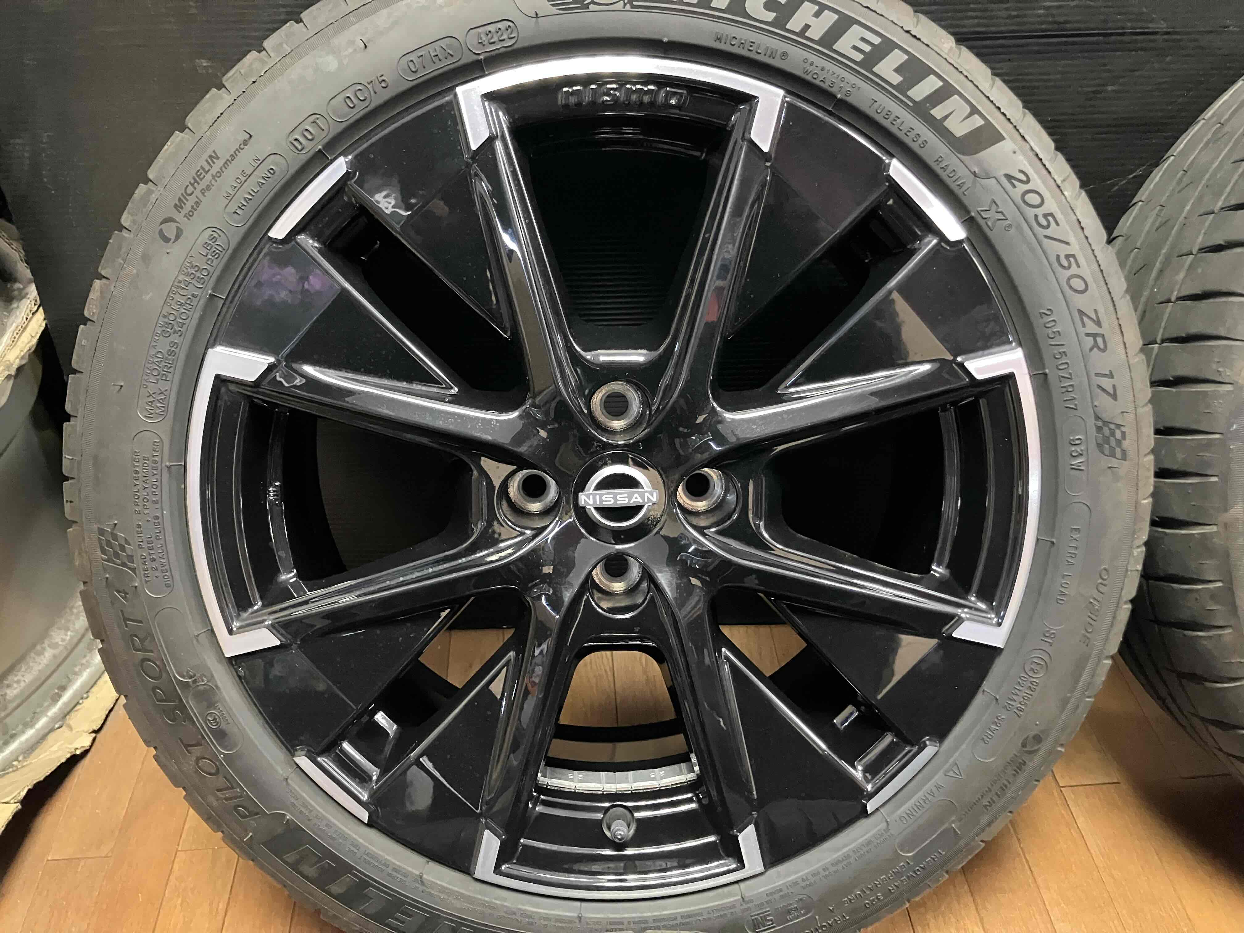 ◇NISSAN オーラニスモ NISMO 純正 17インチ◇7J+42 4H100 ◇NISSAN オーラニスモ NISMO 純正 17インチ◇7J+42 4H100