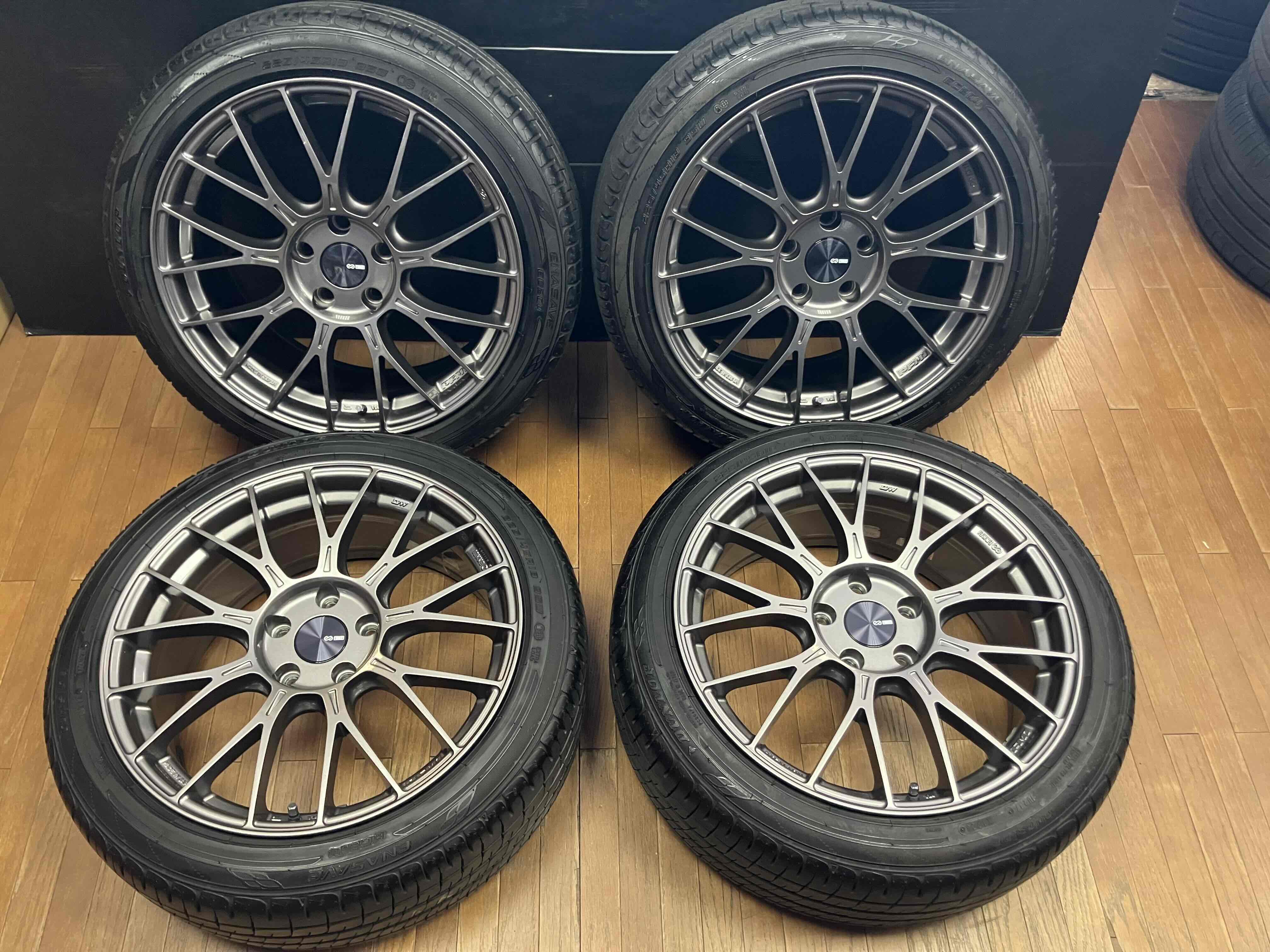 ◇美品中古4本Set!◇エンケイ PFM1 18インチ◇8J+45 5H114.3◇DL