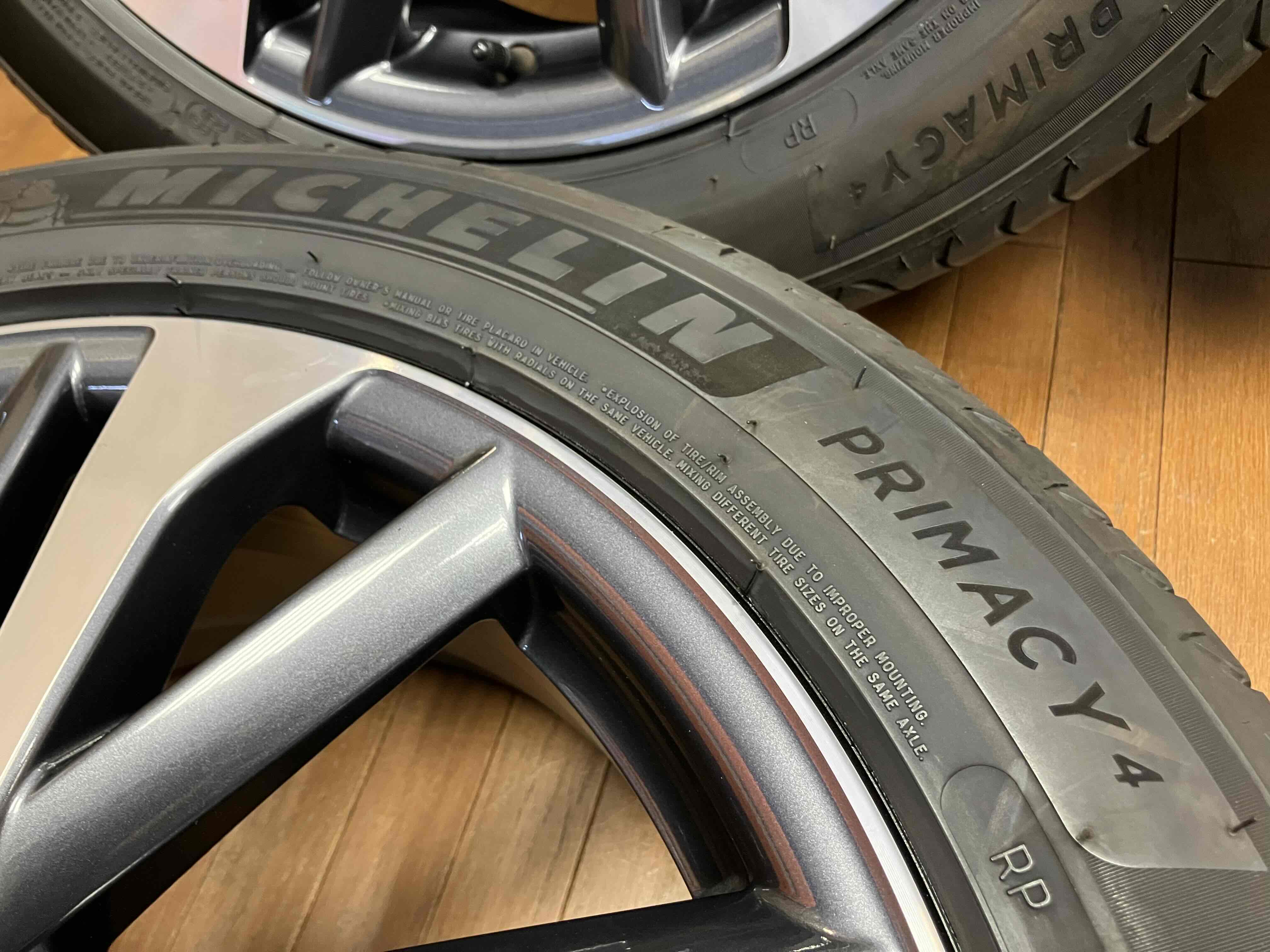 ◇美品!!トヨタ カローラクロス純正 18インチ◇7J+40 5H114.3
