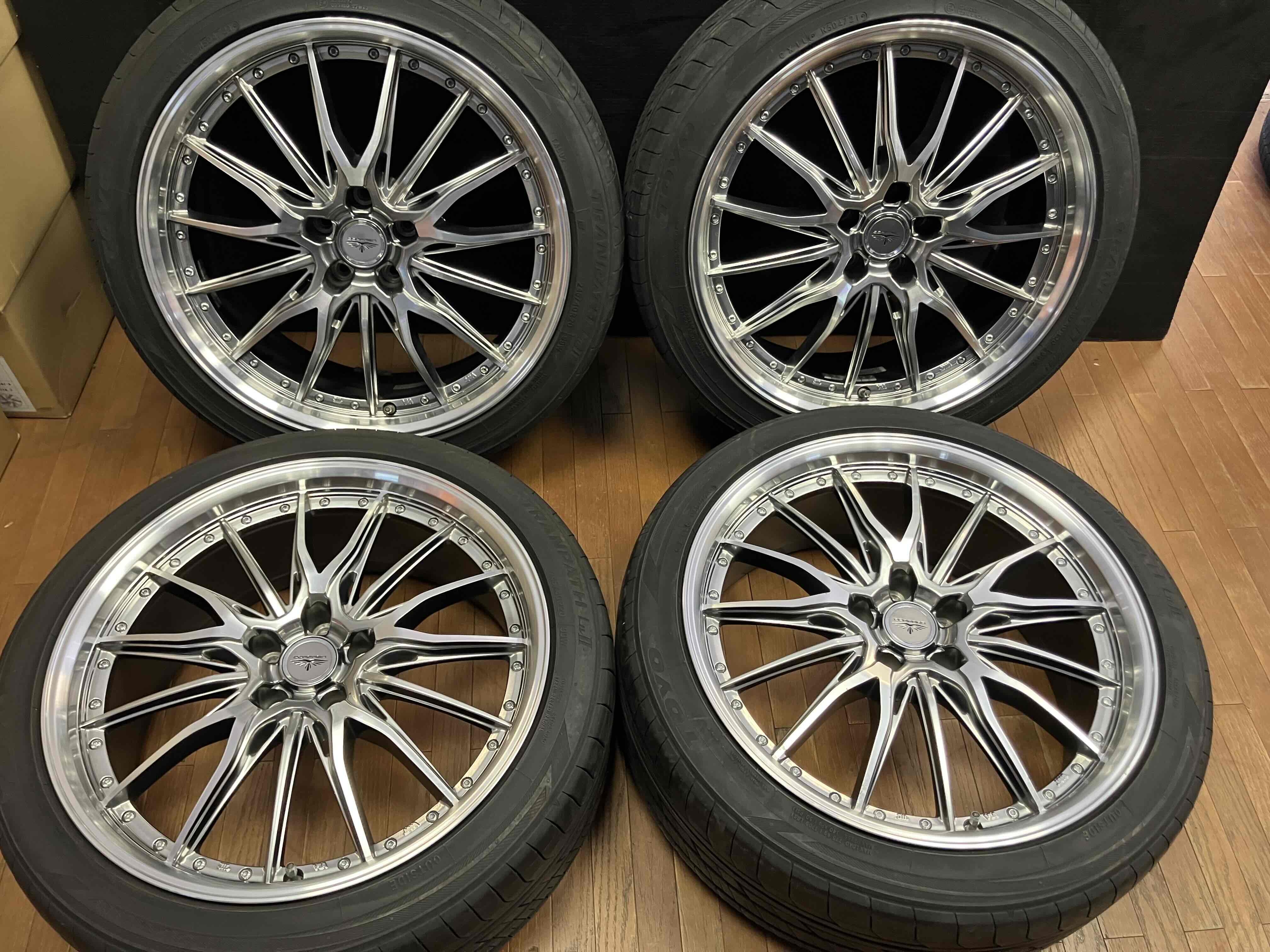 114.3 +45 ヨコハマ SERIES Xi クロイツァー 18×7.5J KREUTZER 19